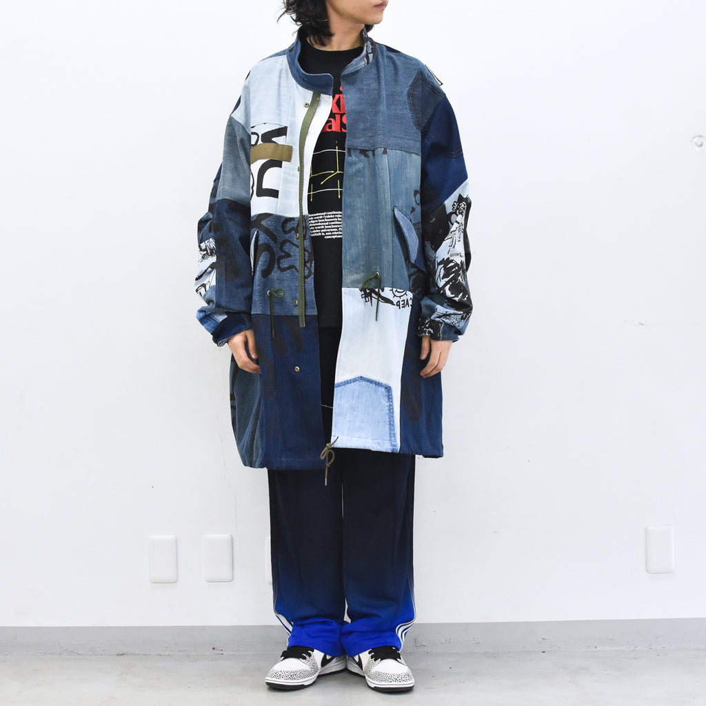BODYSONG. / PATCHWORK MIL COAT MADE FROM RECONSTRUCTED VINTAGE DENIM