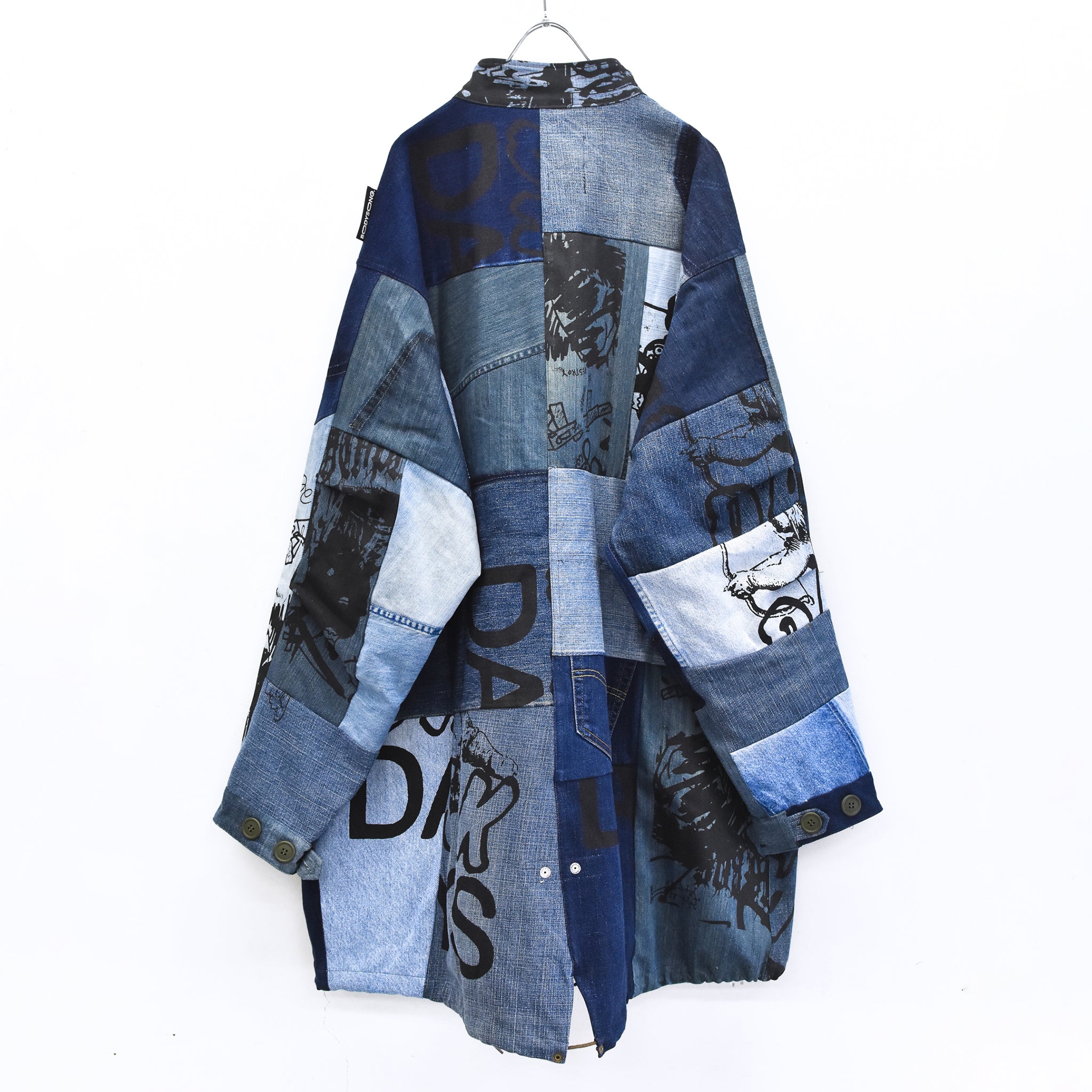 BODYSONG. / PATCHWORK MIL COAT MADE FROM RECONSTRUCTED VINTAGE DENIM