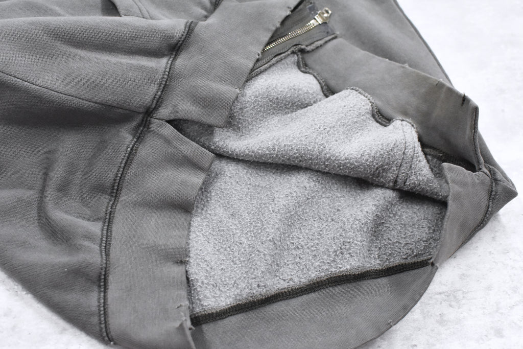 BODYSONG. / GLITCH EMBROIDERY DISTRESSED HOODIE/BTC - BLACK