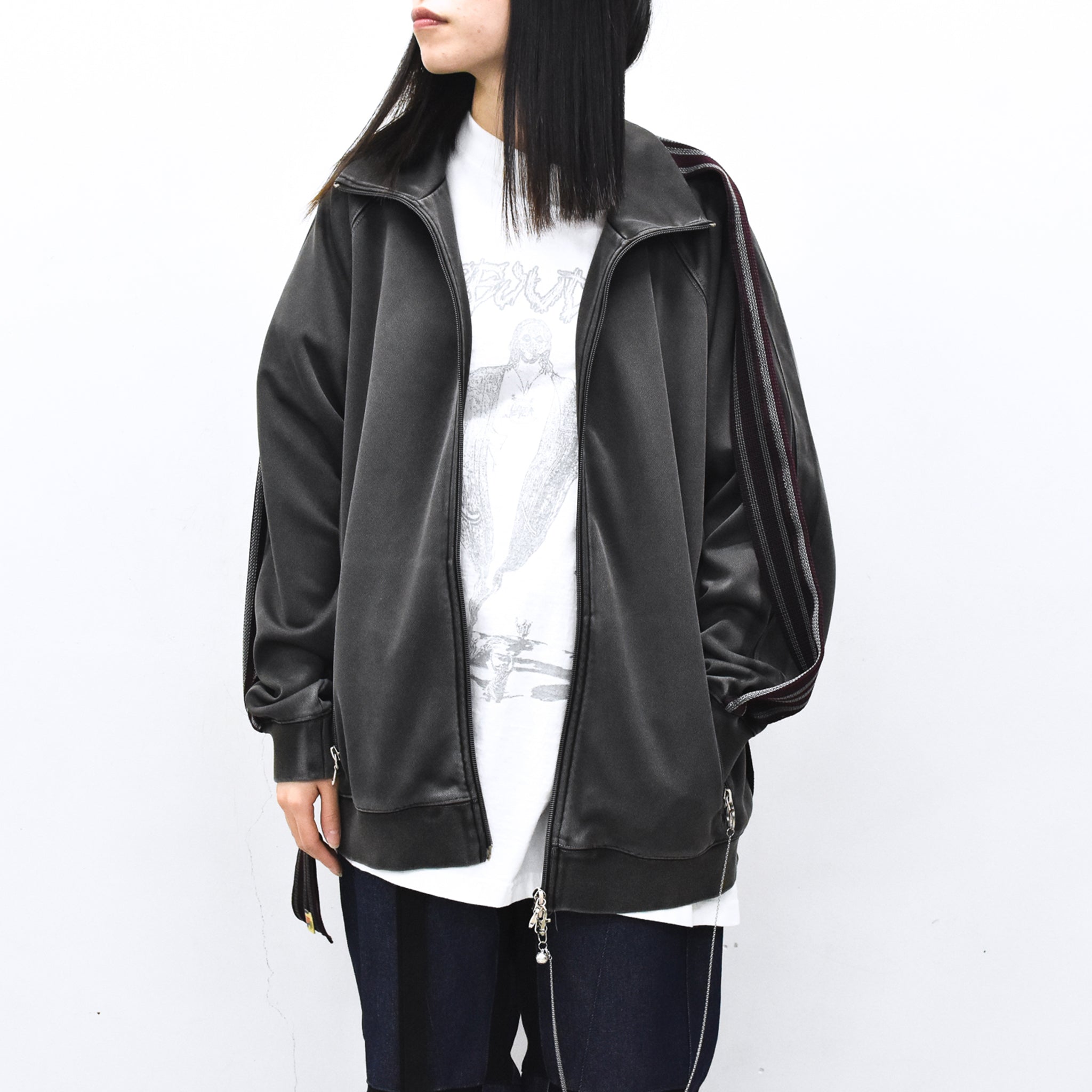 BODYSONG. / PIGMENT-DYED DISTRESSED TRACK JACKET - GREY