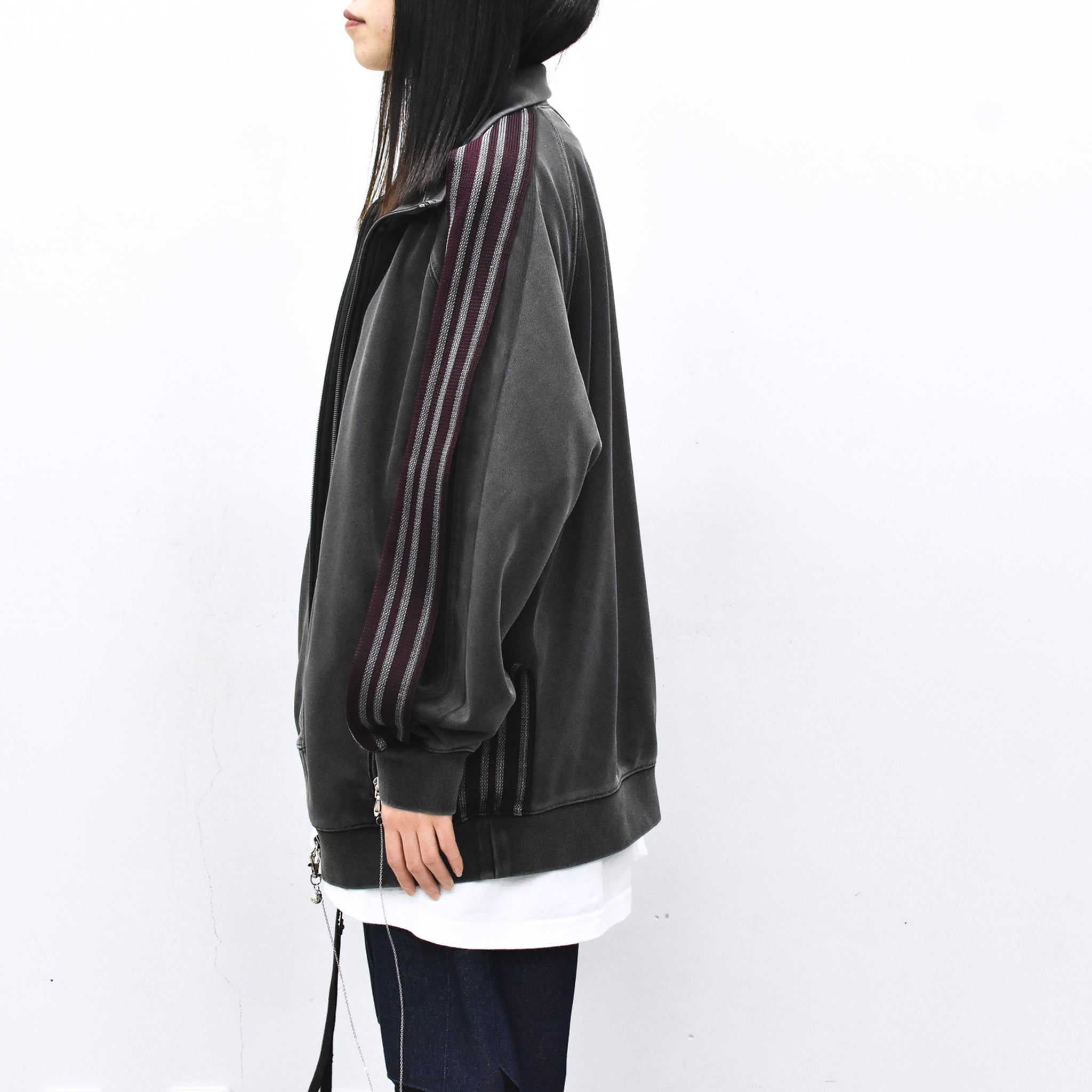 BODYSONG. / PIGMENT-DYED DISTRESSED TRACK JACKET - GREY