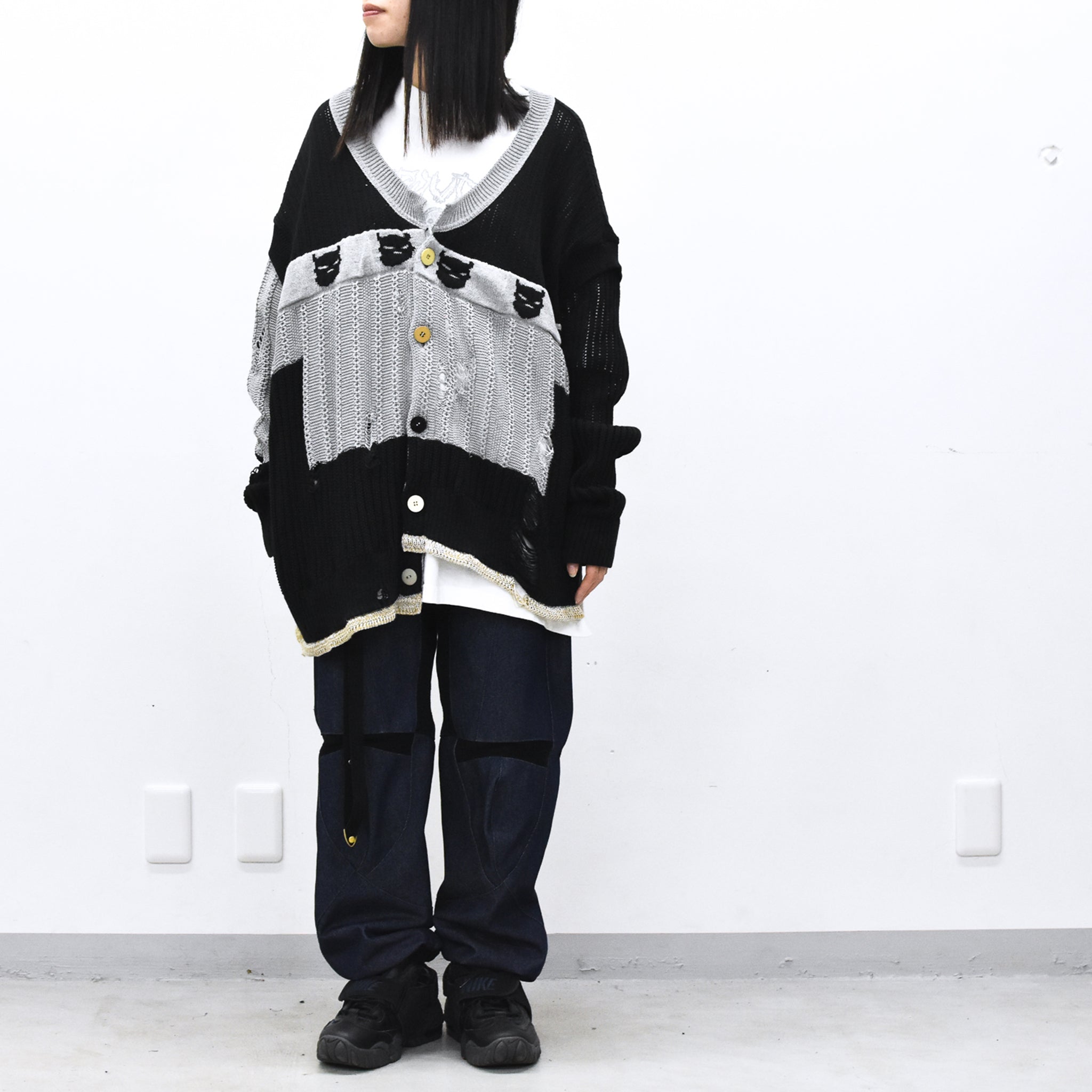 BODYSONG. / REVERSIBLE DISTRESSED SUMMER KNIT CARDIGAN - BLACK