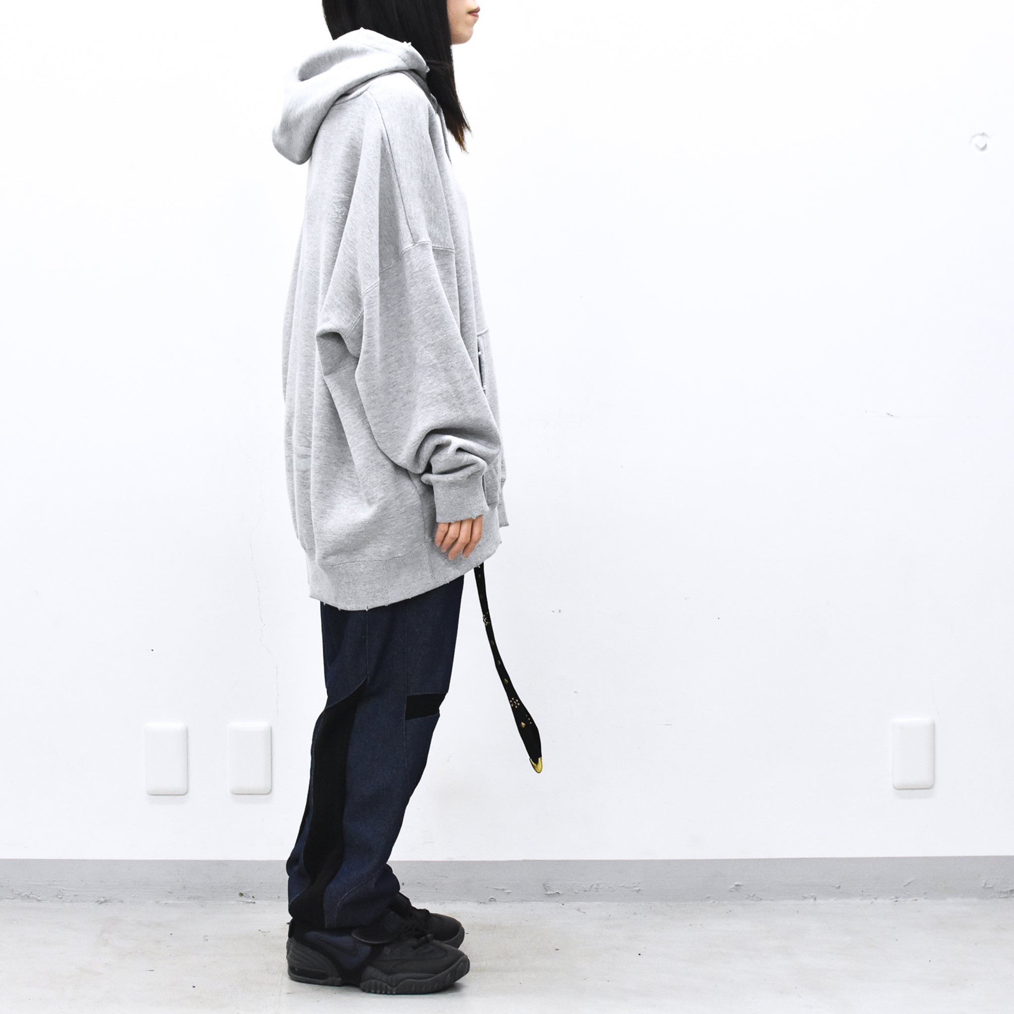 BODYSONG. / HOODIE - PHOTOCHROMIC - OHIANA  - GREY