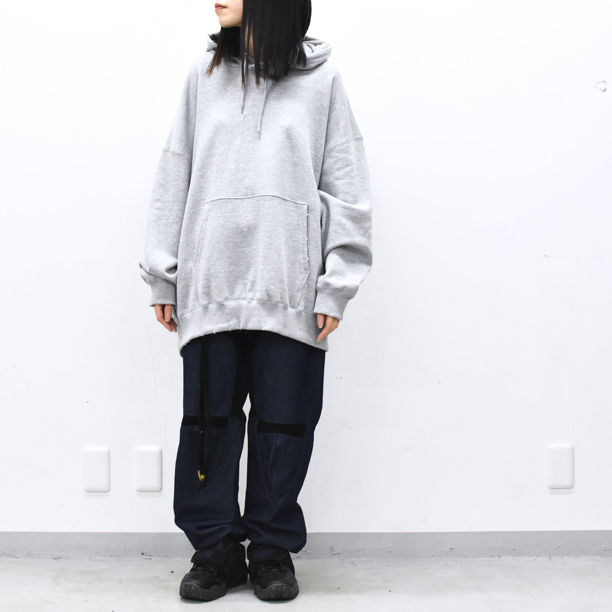 BODYSONG. / HOODIE - PHOTOCHROMIC - OHIANA  - GREY