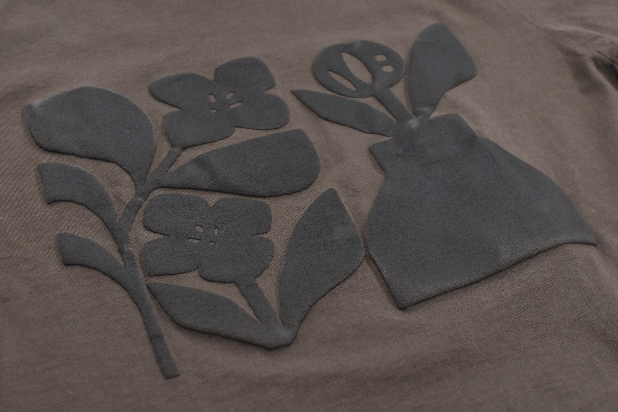 elephant TRIBAL fabrics / 凸凹Flower T - BROWN