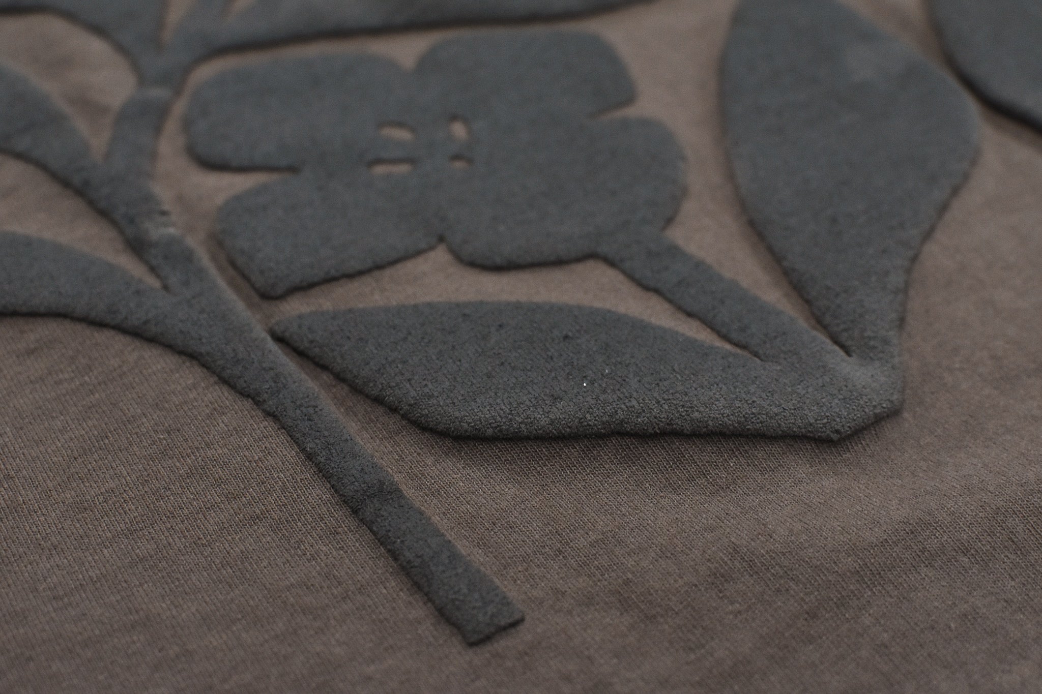 elephant TRIBAL fabrics / 凸凹Flower T - BROWN