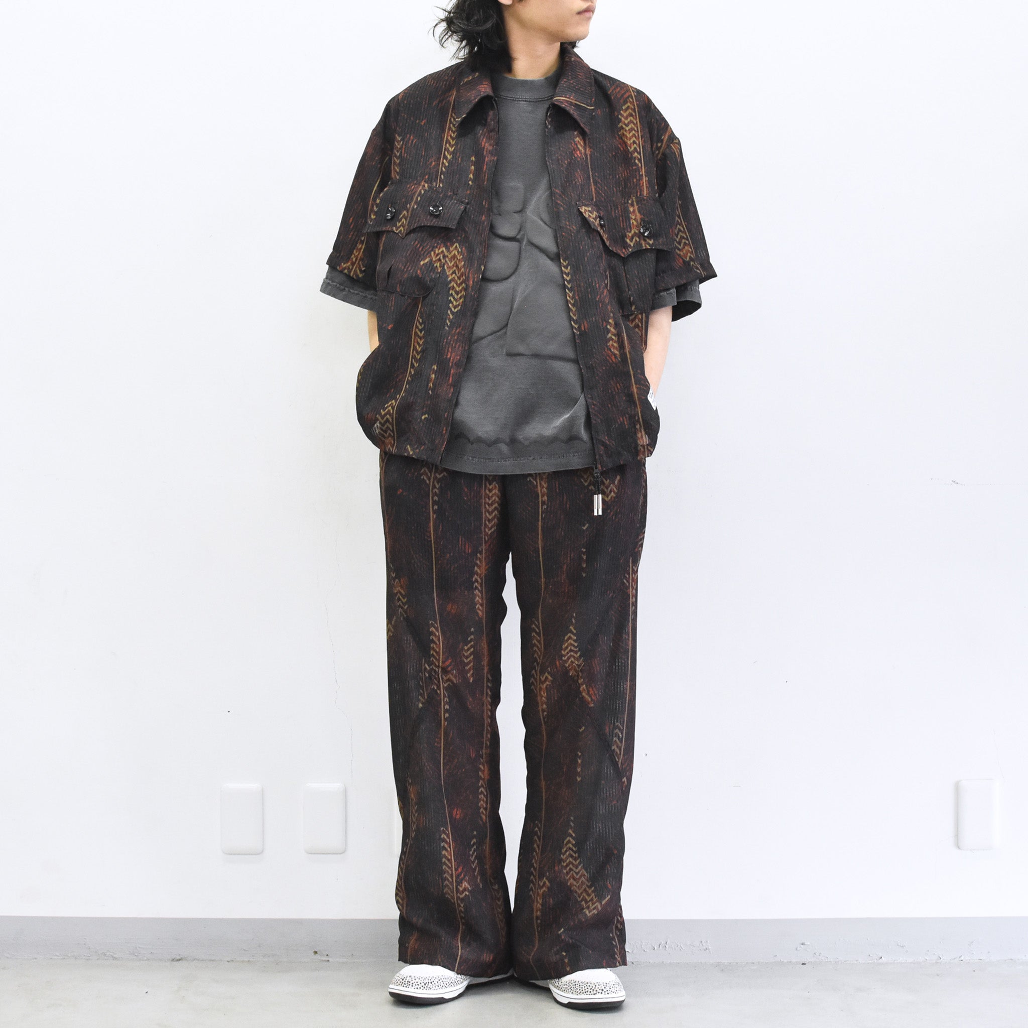 elephant TRIBAL fabrics / NO A/C Zip Shirt - SOIL BROWN