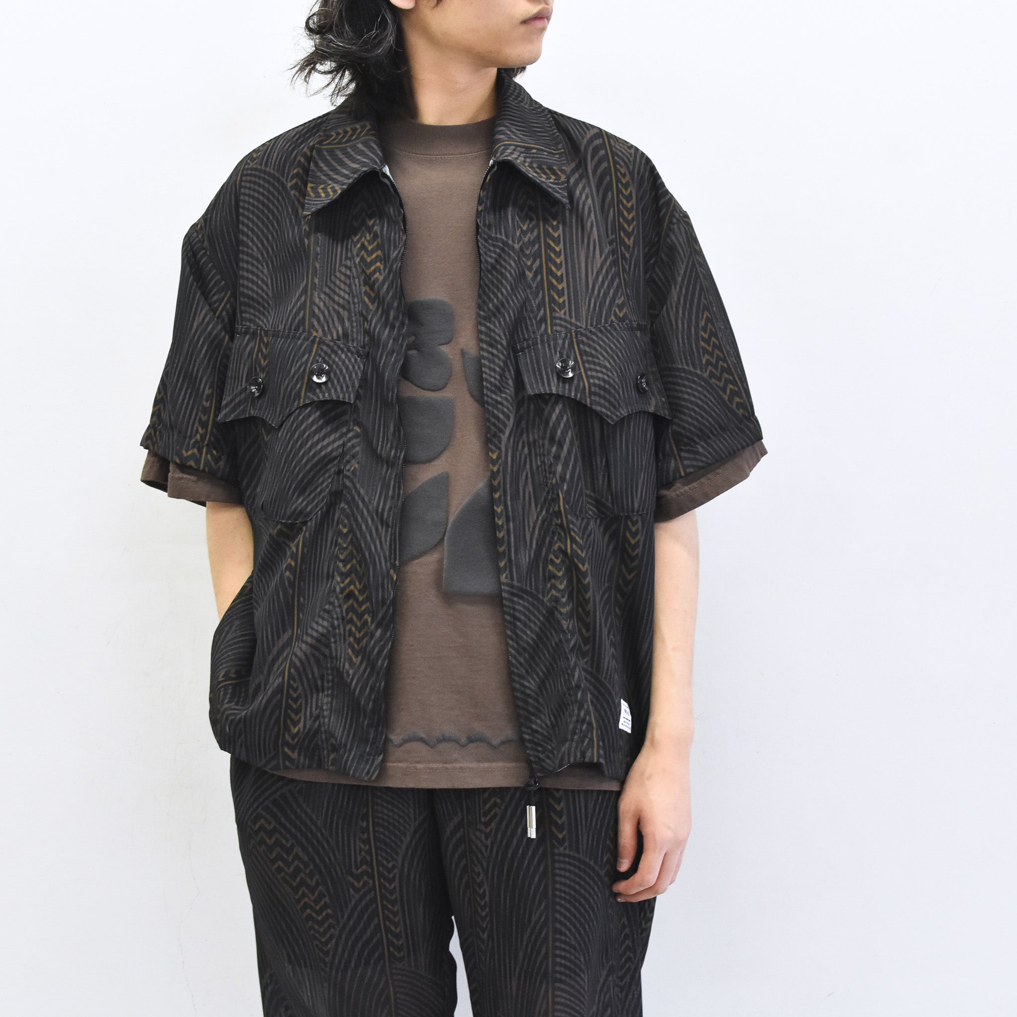 elephant TRIBAL fabrics / NO A/C Zip Shirt - BLACK