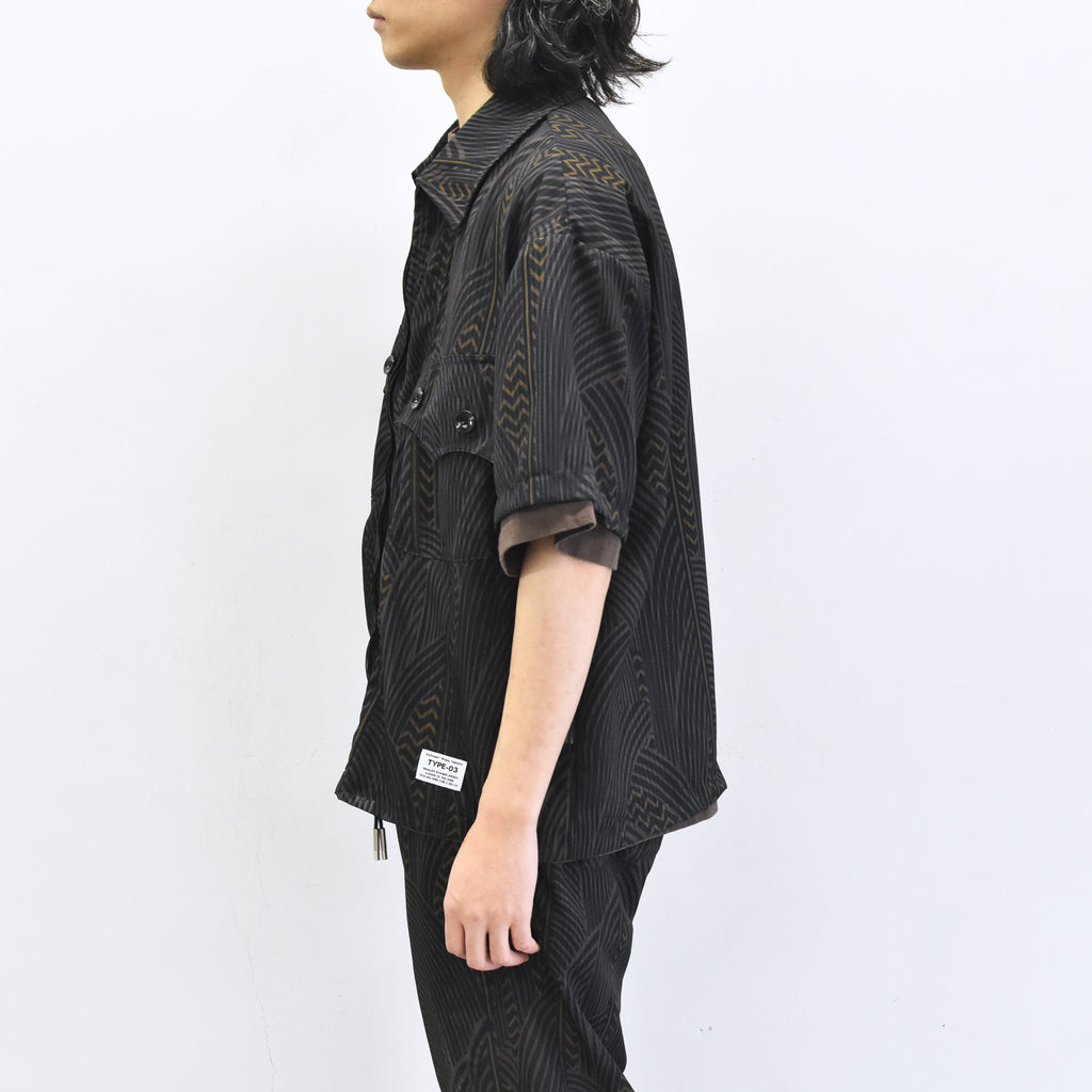 elephant TRIBAL fabrics / NO A/C Zip Shirt - BLACK