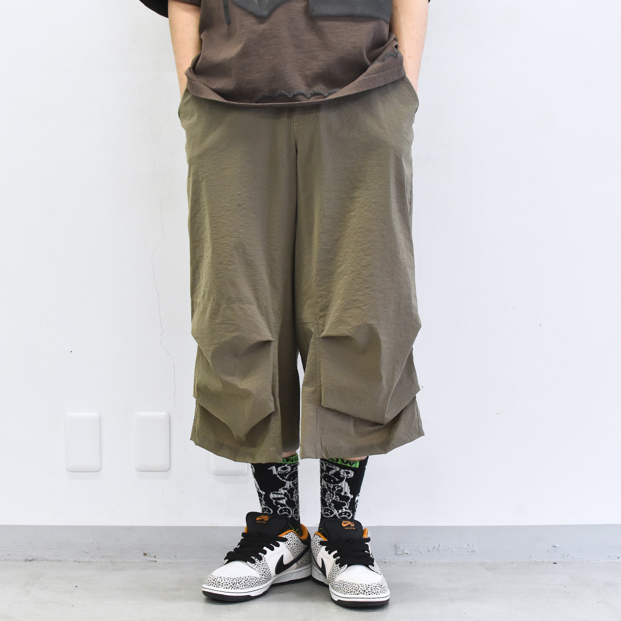 elephant TRIBAL fabrics / High Power Stretch Warming-up Halfway PT - GREIGE