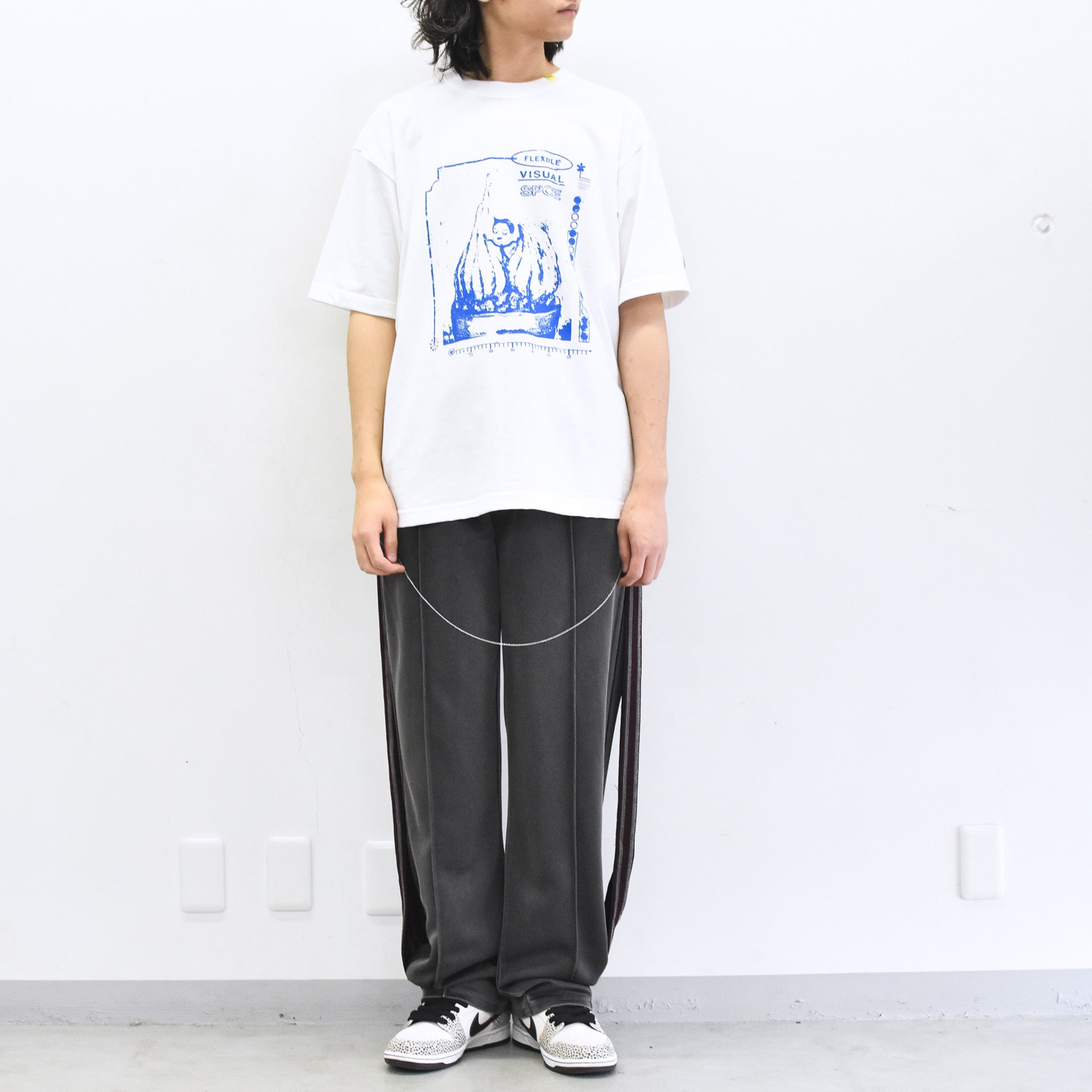 FlexibleVisual SPCE / The Boy in Between