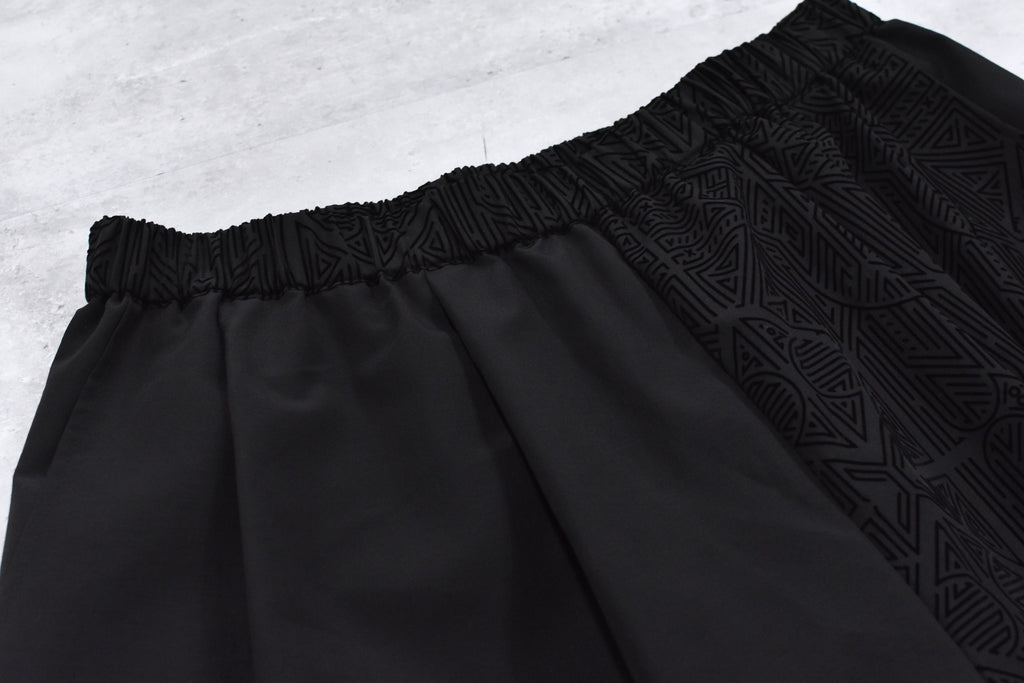 STOF / Stone Yard Floc Wide Shorts - BLACK