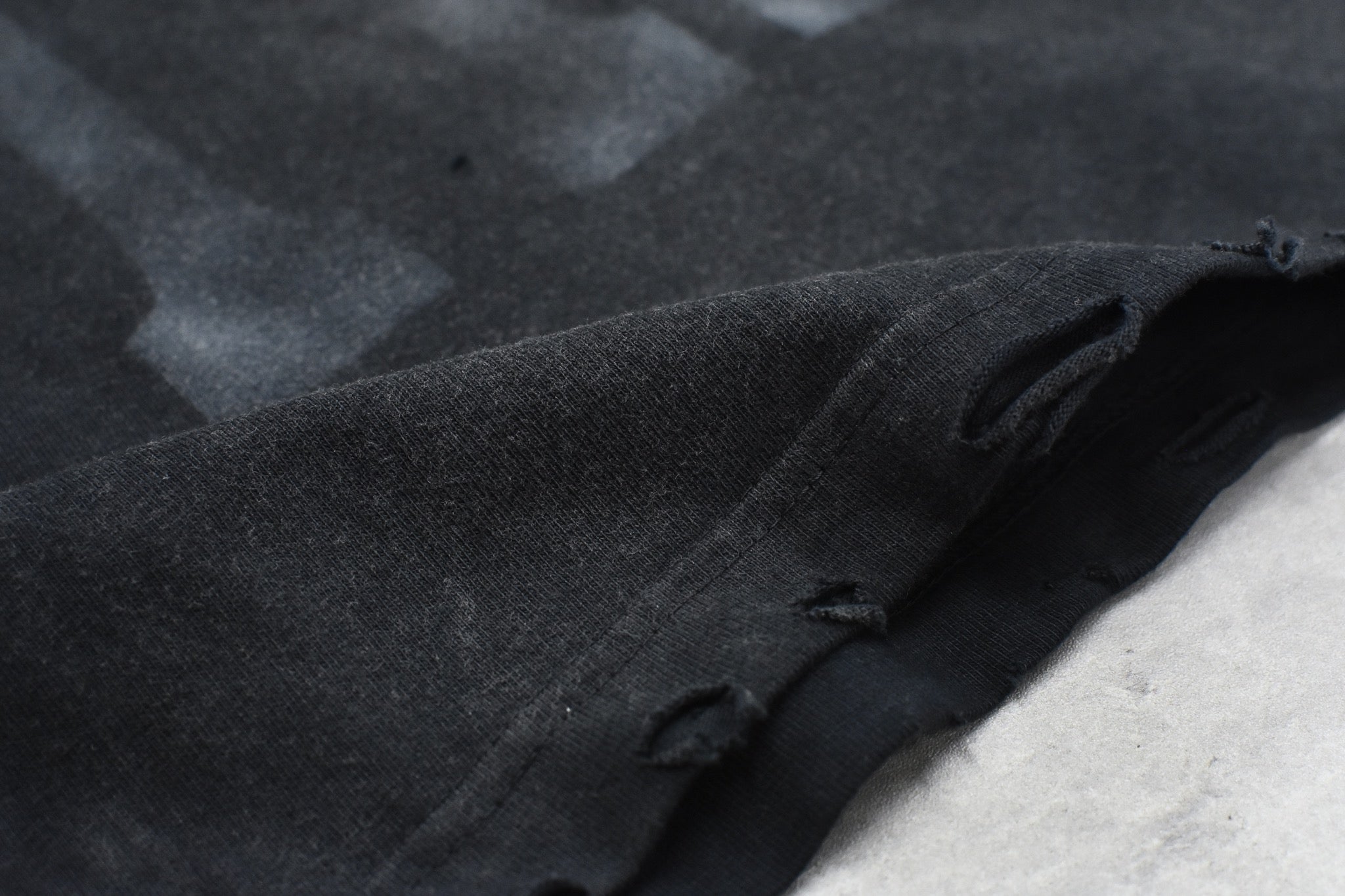 THE JEAN PIERRE / THE tee - FADE BLK