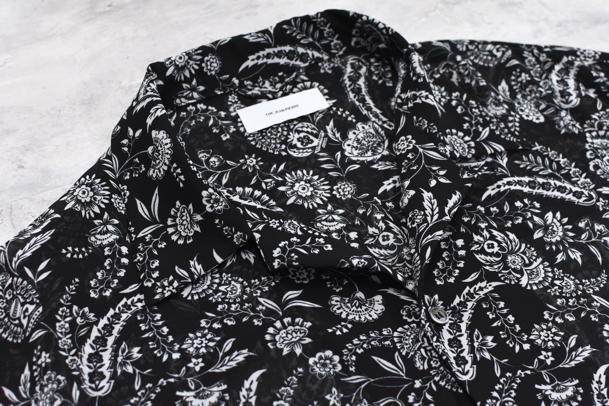 THE JEAN PIERRE / Sheer Paisely Shirt - BLACK