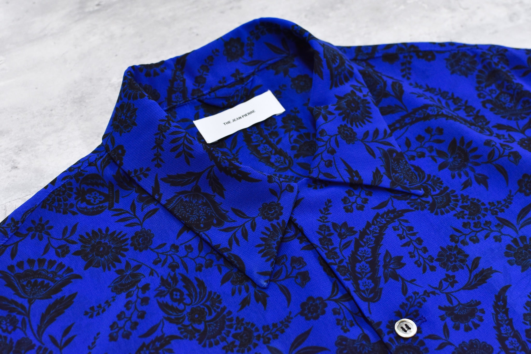 THE JEAN PIERRE / Sheer Paisely Shirt - BLUE