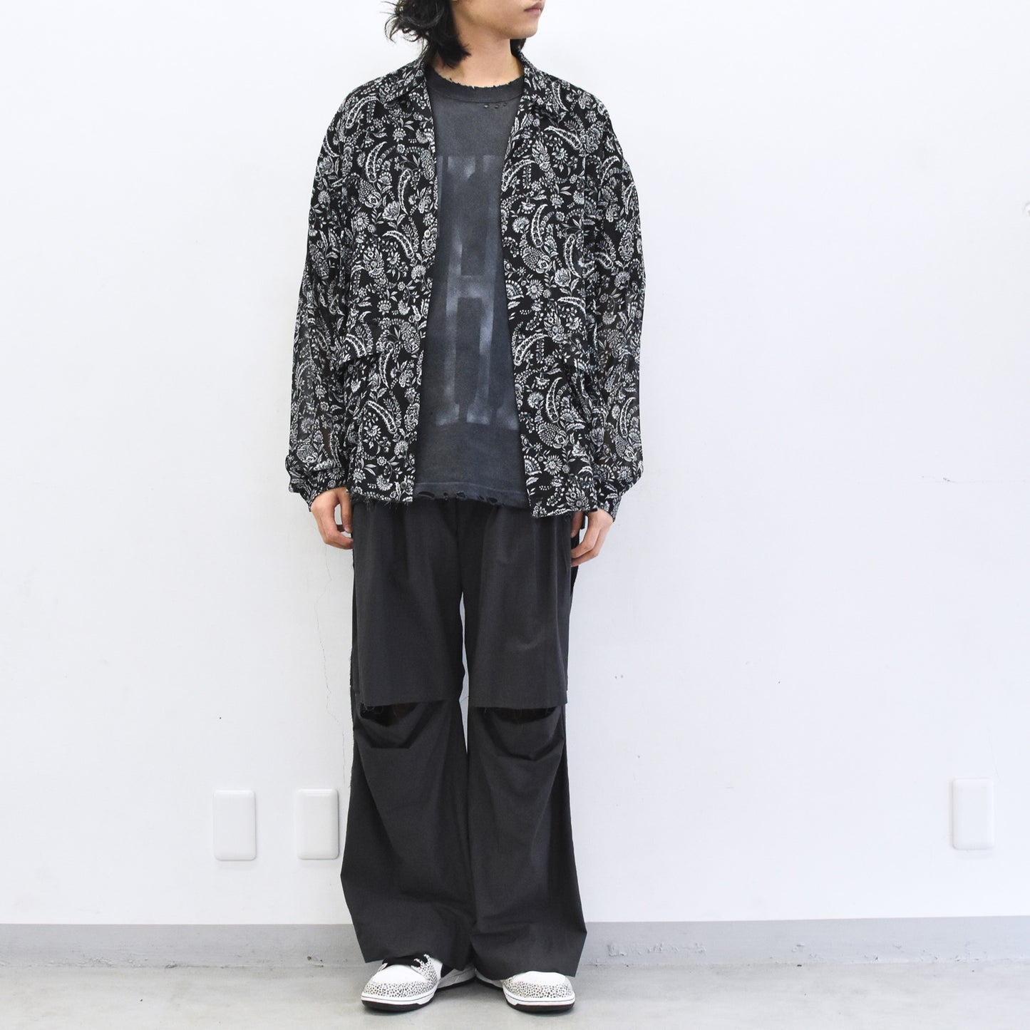 THE JEAN PIERRE / Sheer Paisely Shirt - BLACK