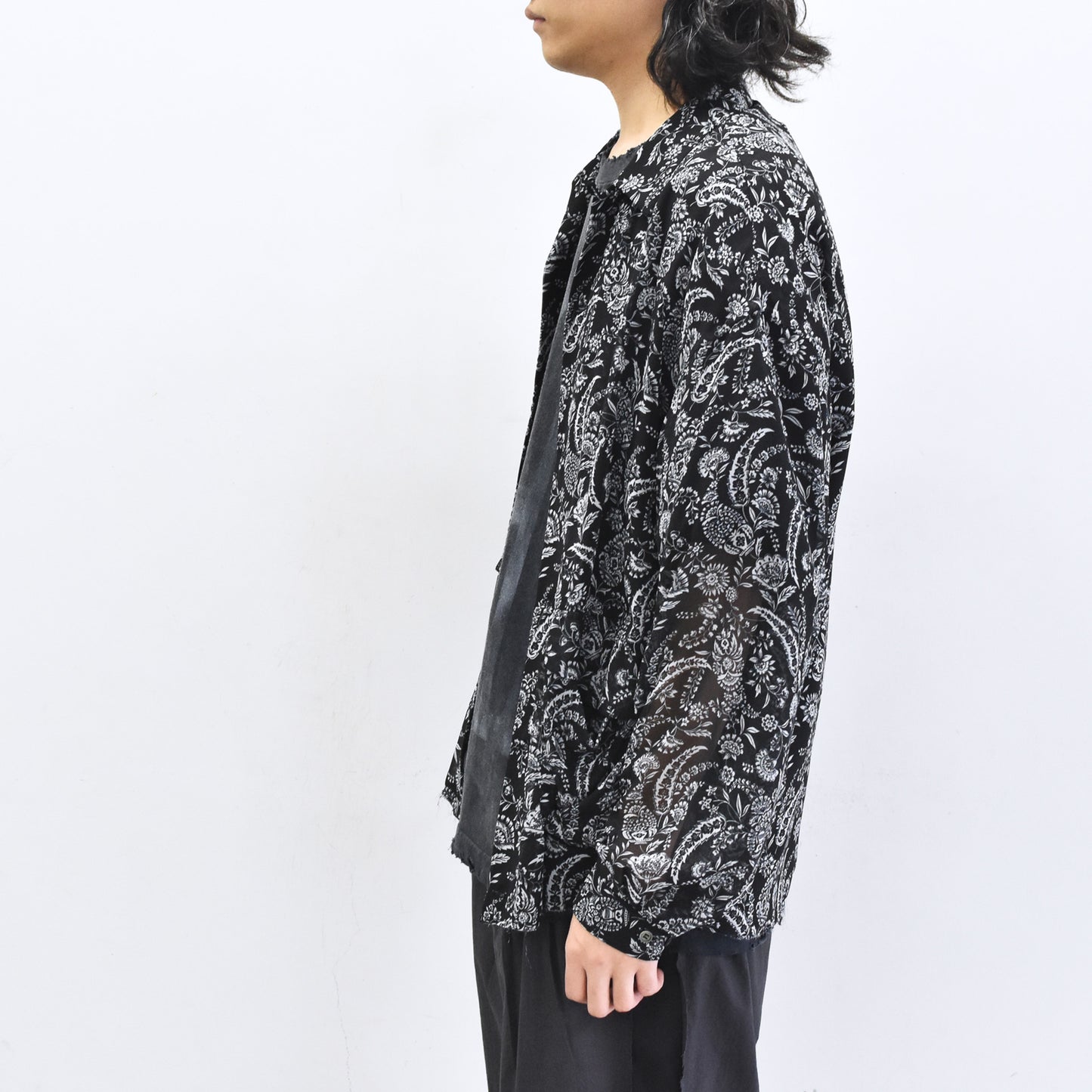 THE JEAN PIERRE / Sheer Paisely Shirt - BLACK