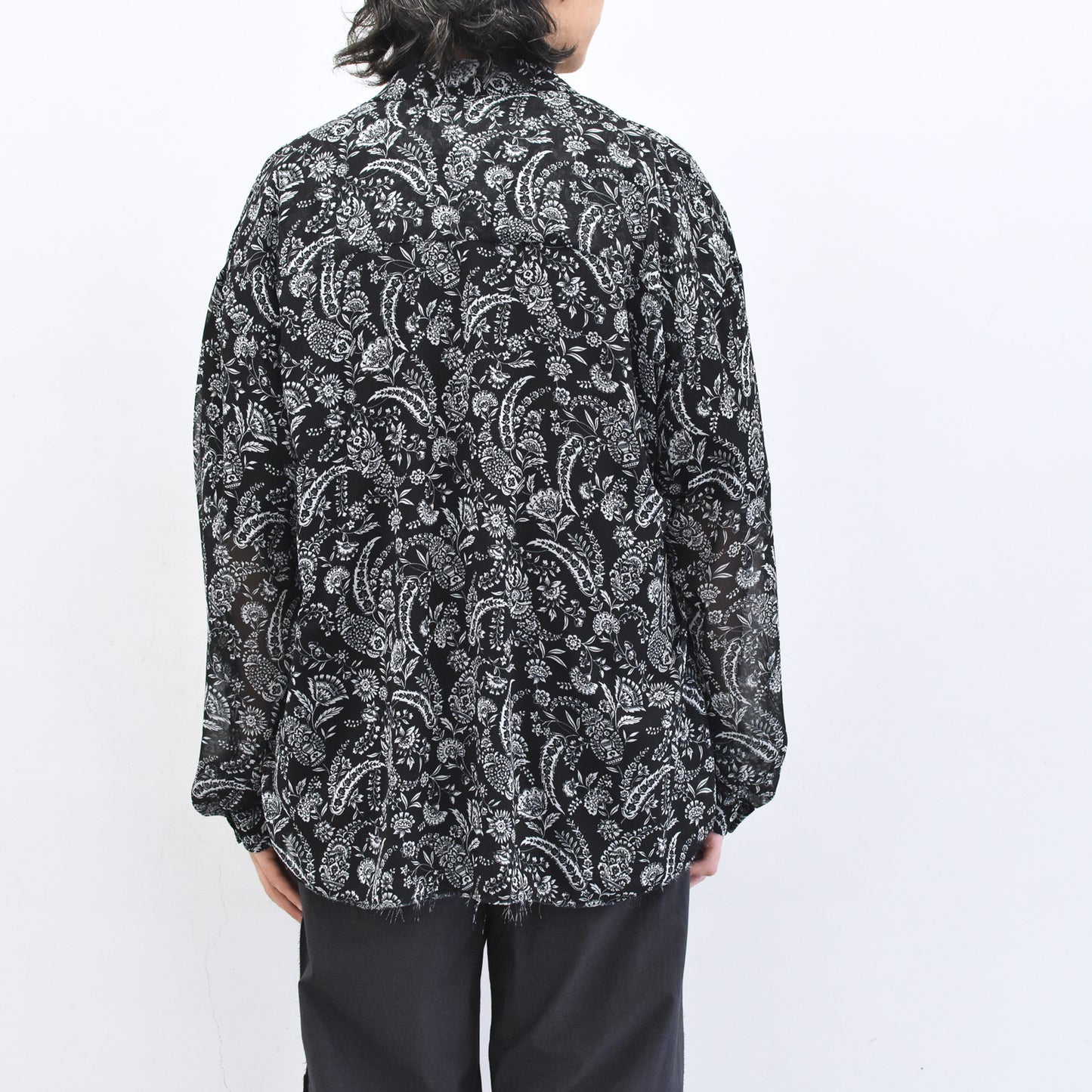 THE JEAN PIERRE / Sheer Paisely Shirt - BLACK