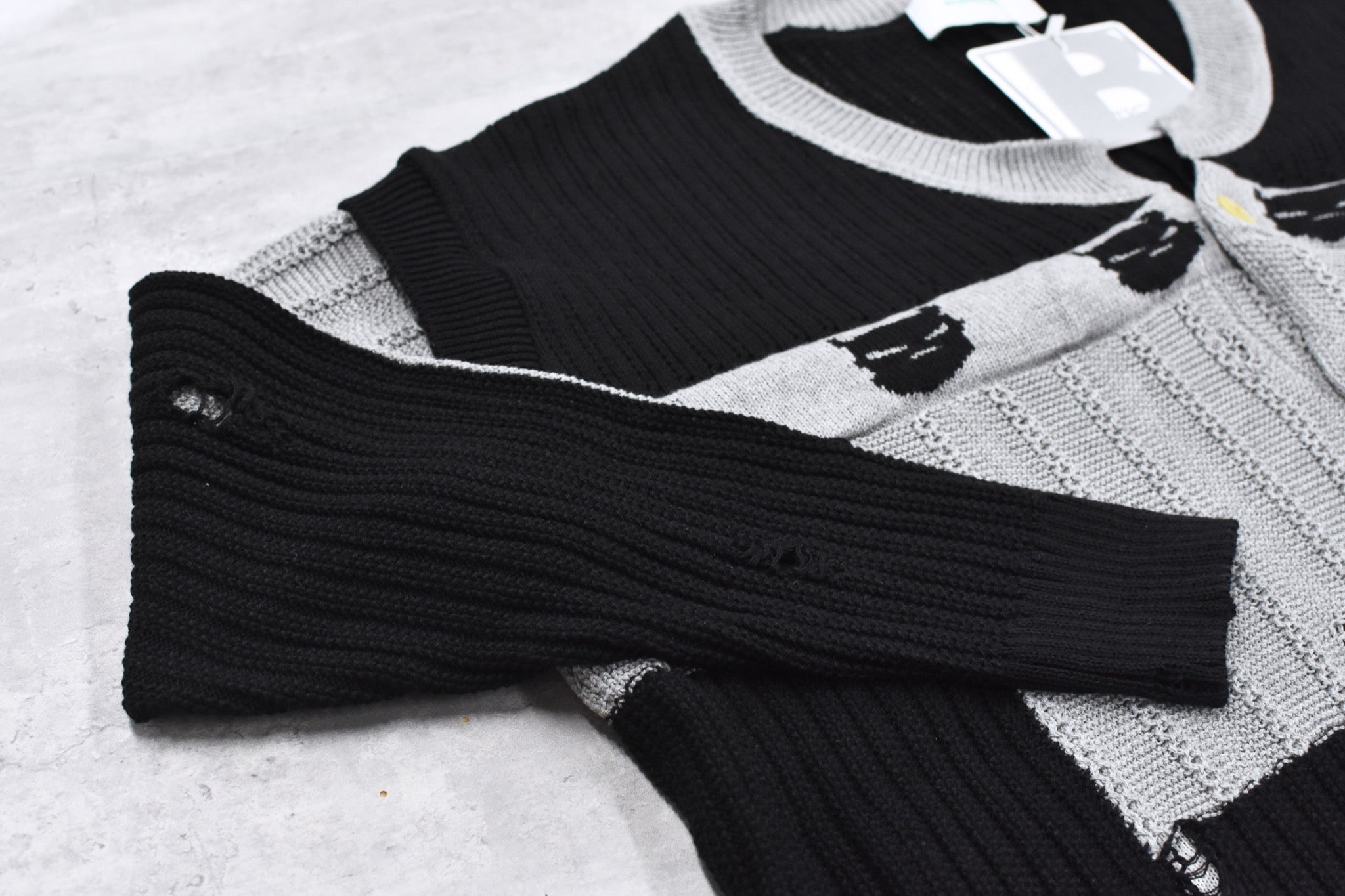 BODYSONG. / REVERSIBLE DISTRESSED SUMMER KNIT CARDIGAN - BLACK