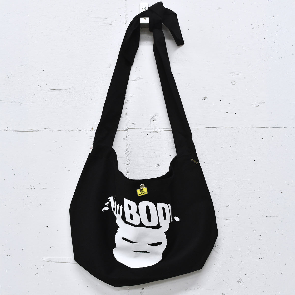 BODYSONG. / NEW BODY BAG! - BLACK – COFFIN