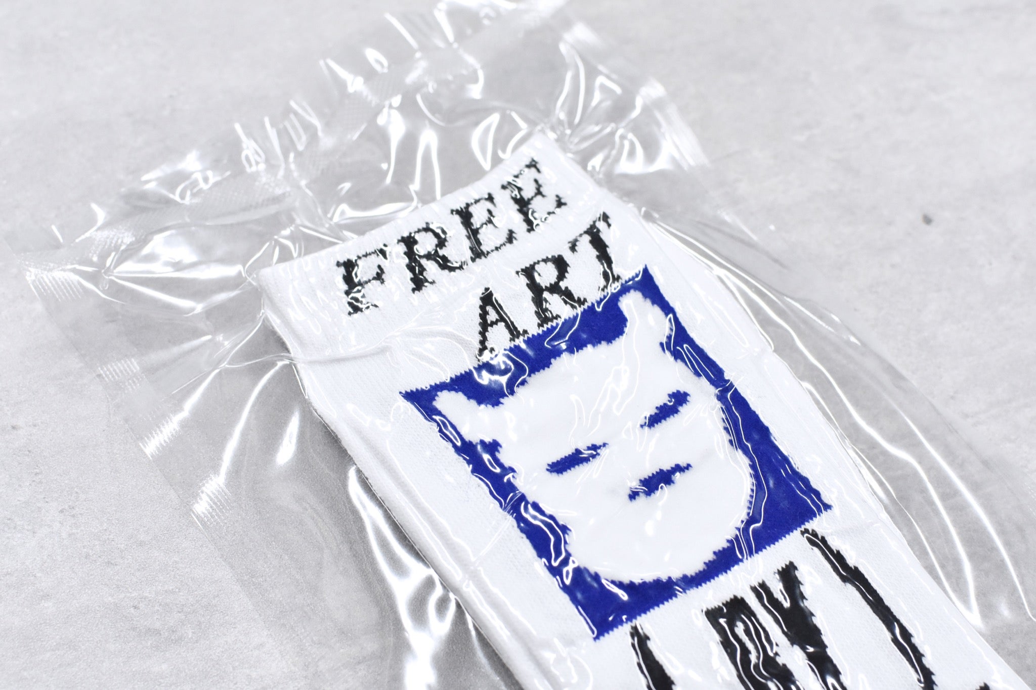 BODYSONG. / SOCKS! - FACE WHITE