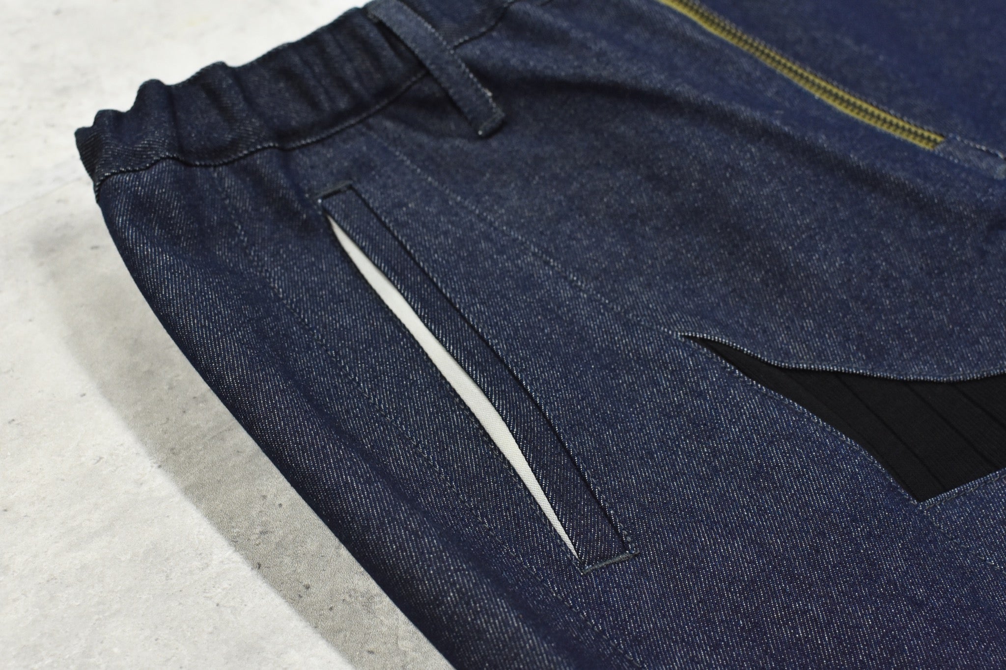 BODYSONG. / SPEEDING MOTORCYCLE DENIM TROUSERS - BLACK