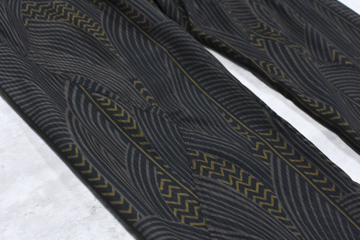 elephant TRIBAL fabrics / NO A/C PT - BLACK