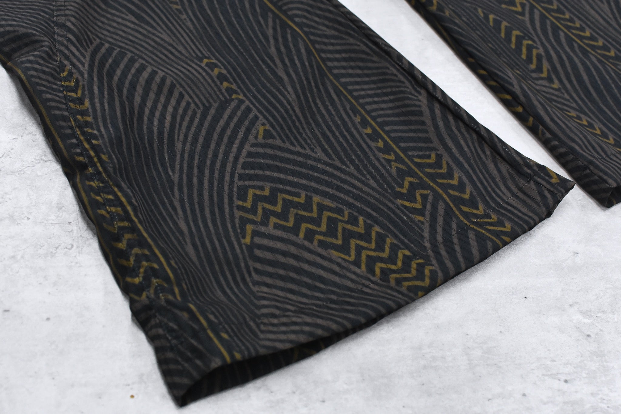 elephant TRIBAL fabrics / NO A/C PT - BLACK