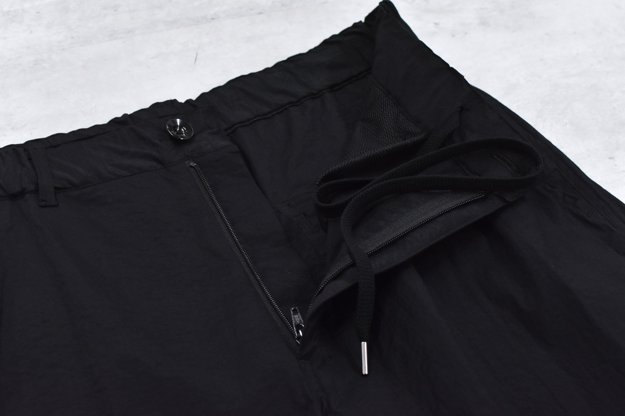 elephant TRIBAL fabrics / High Power Stretch Warming-up Halfway PT - BLACK