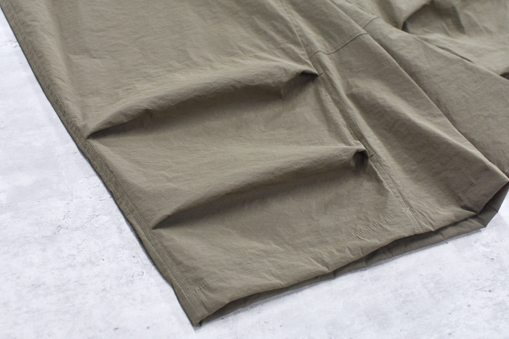 elephant TRIBAL fabrics / High Power Stretch Warming-up Halfway PT - GREIGE