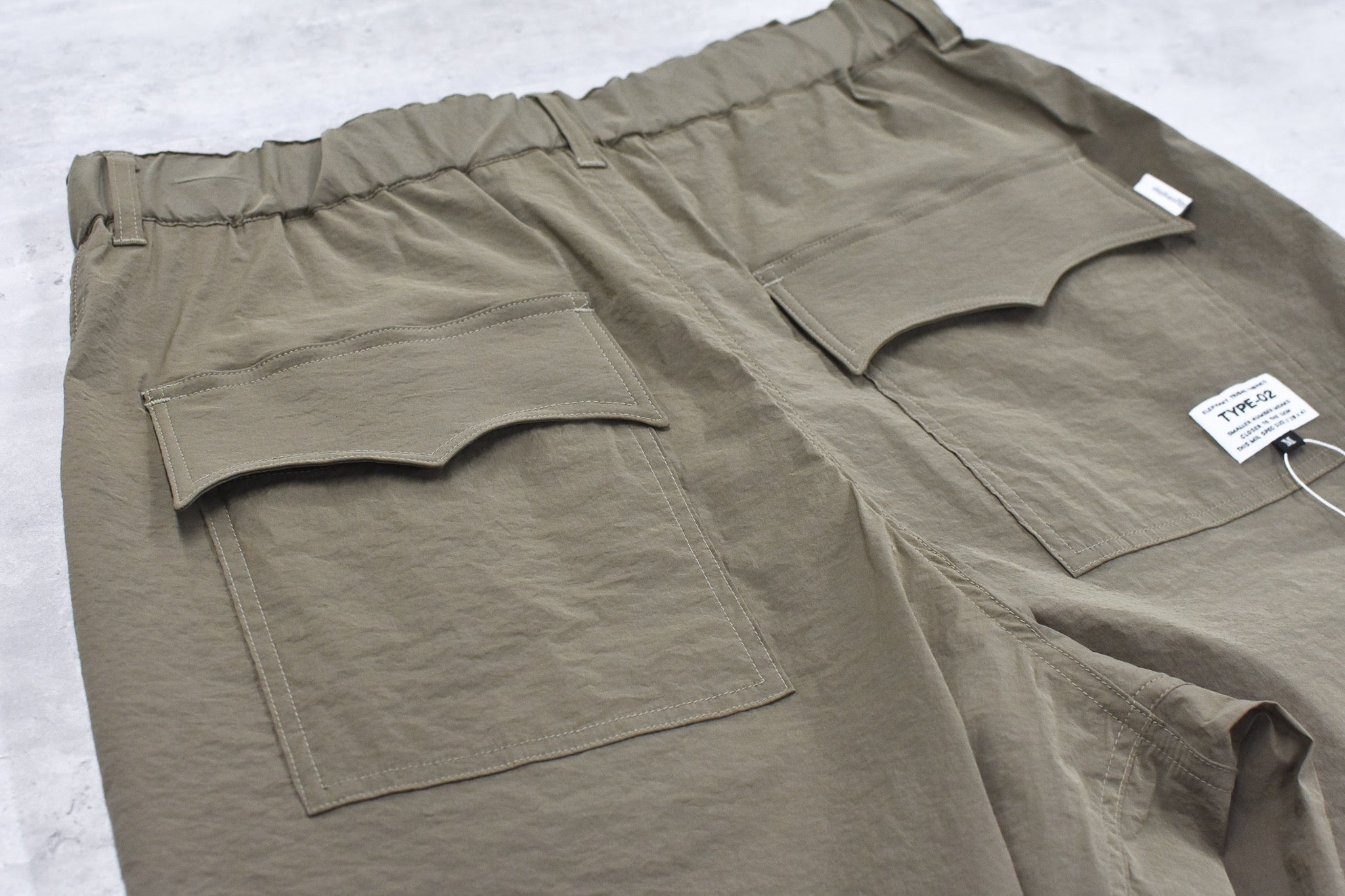 elephant TRIBAL fabrics / High Power Stretch Warming-up Halfway PT - GREIGE