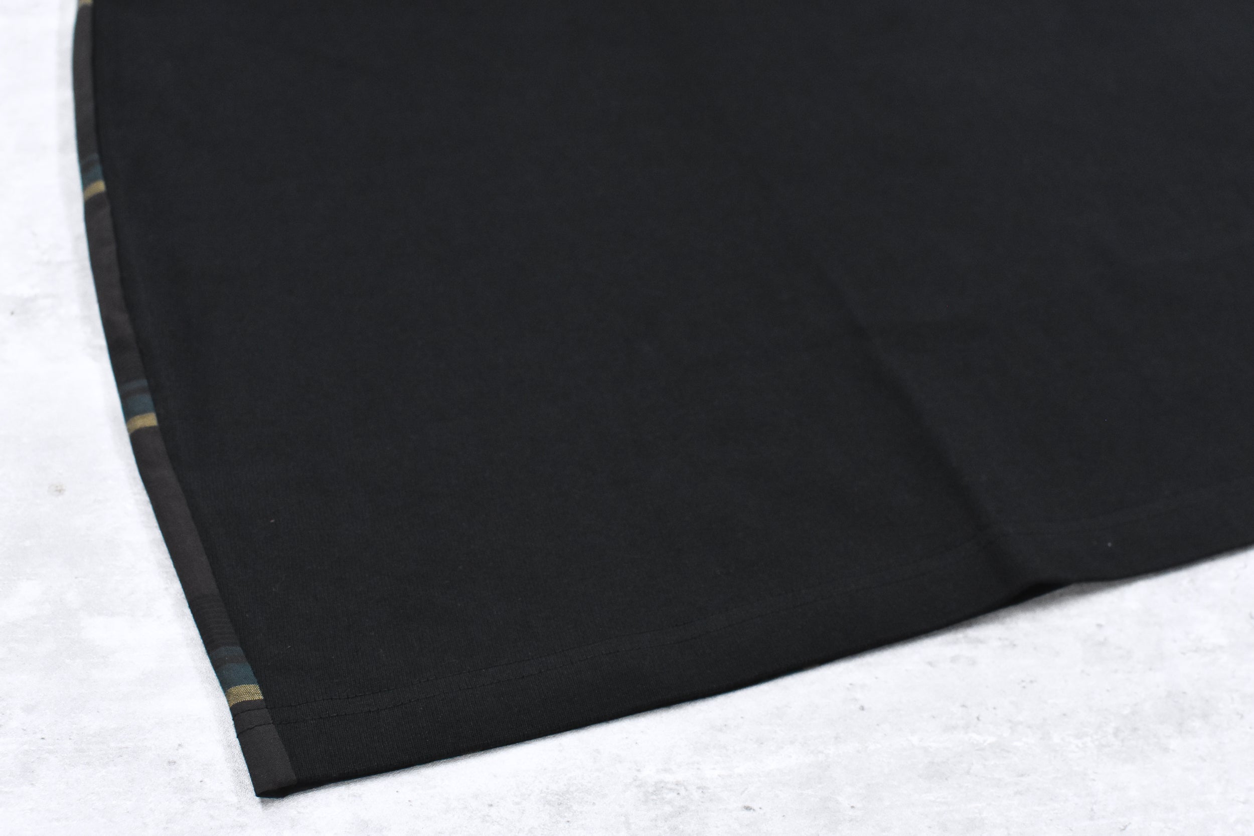 STOF / Edition Embroi L/S Tee - BLACK