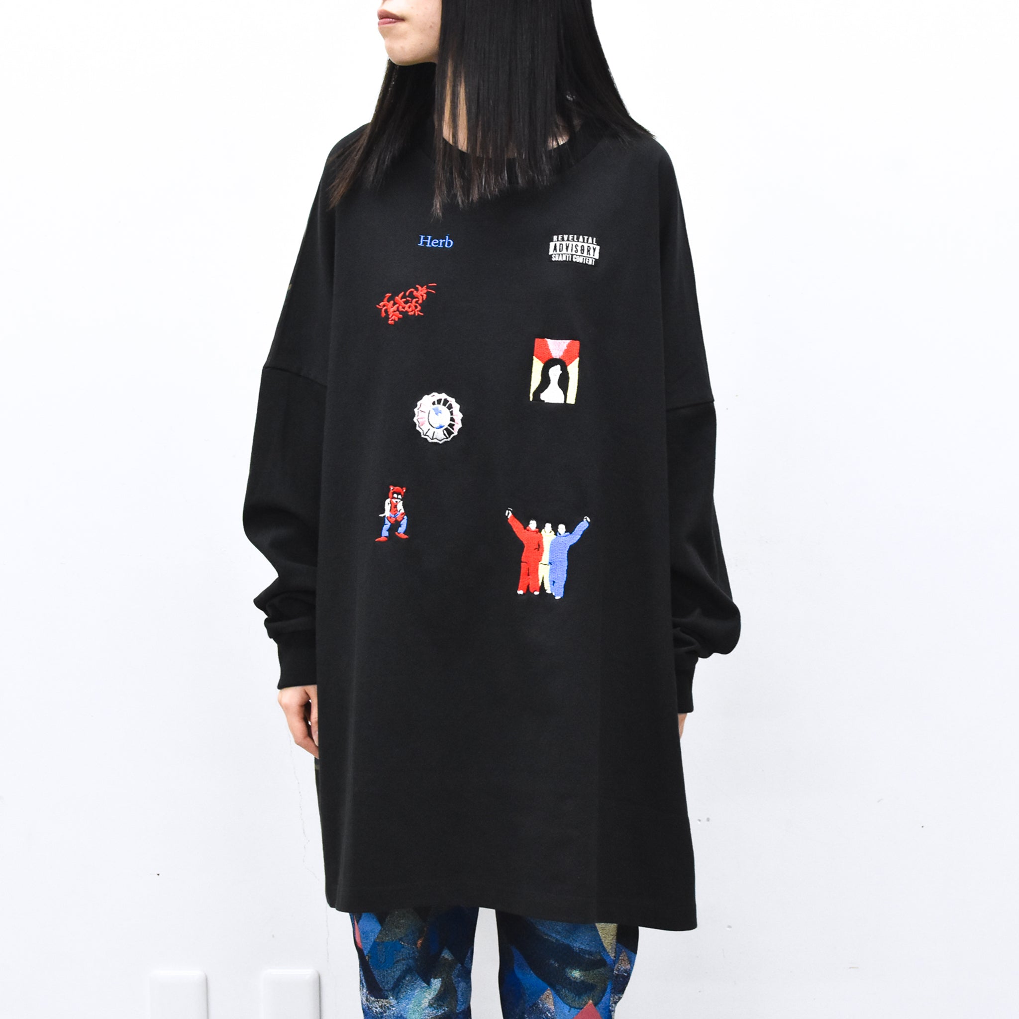 STOF / Edition Embroi L/S Tee - BLACK