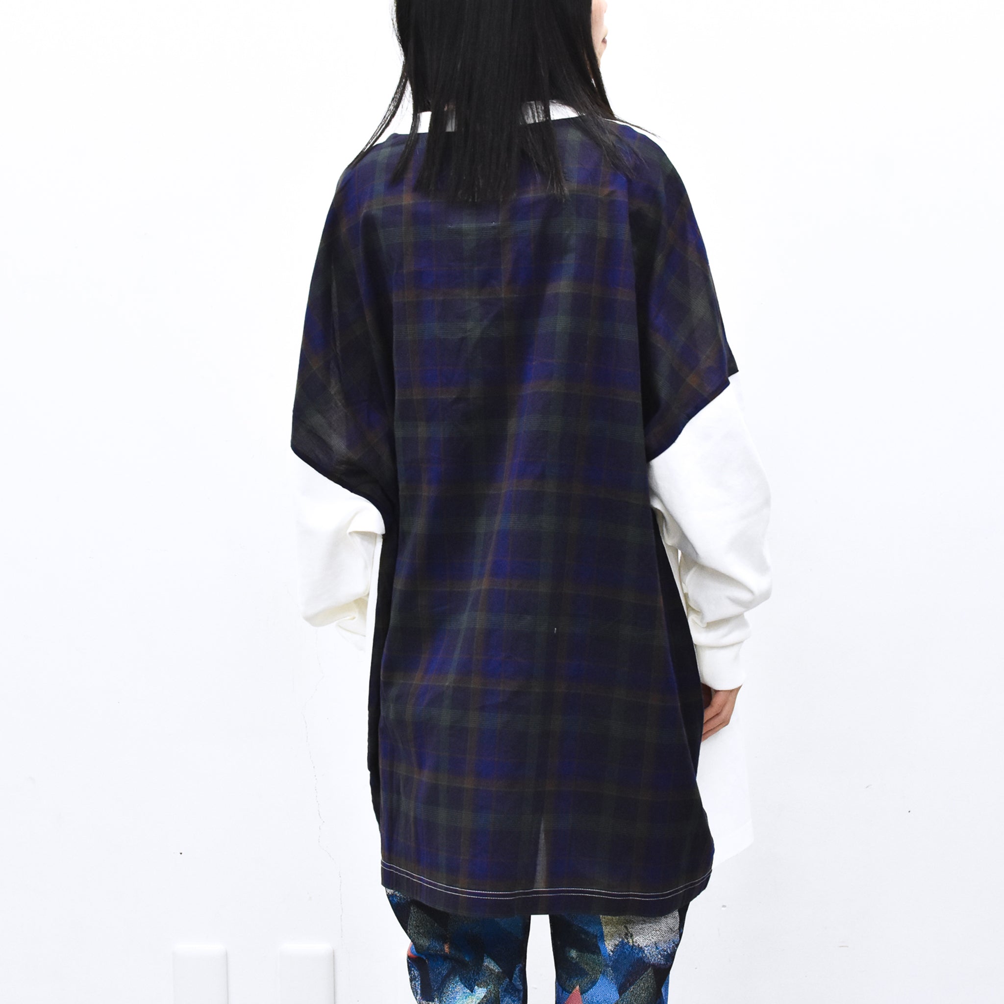 STOF / Edition Embroi L/S Tee - WHITE