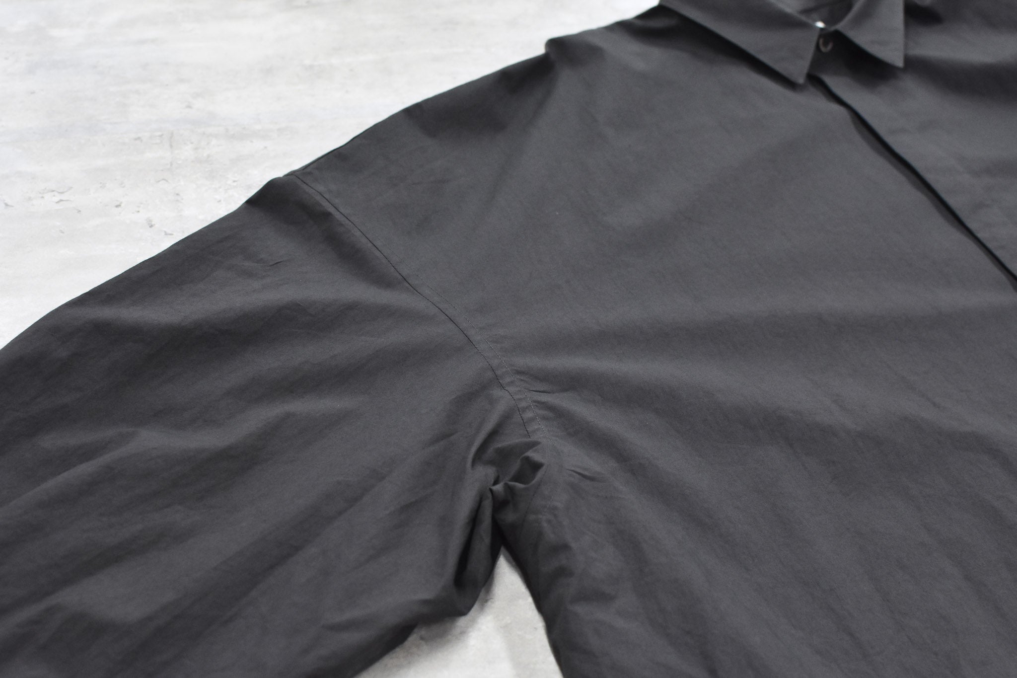THE JEAN PIERRE / Signature 11XL Shirt - FADE BLACK