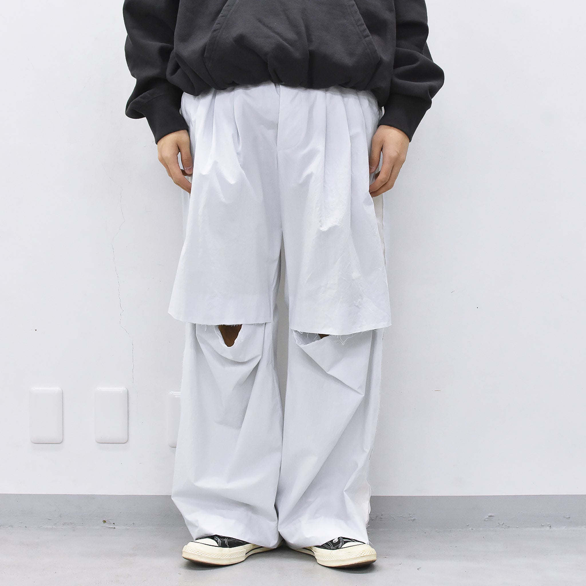 THE JEAN PIERRE / 3Tuck Easy Trouser - STONE WHT