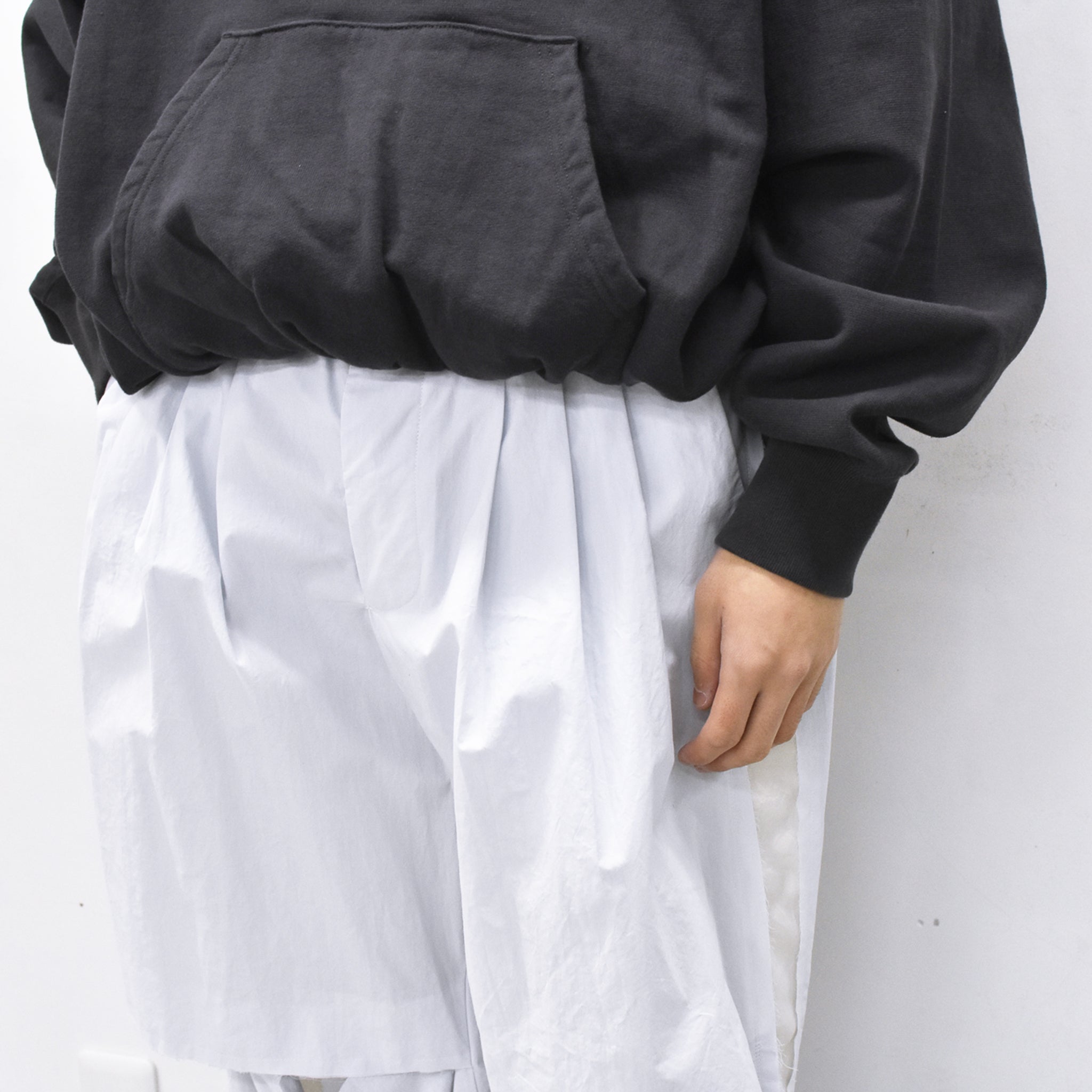 THE JEAN PIERRE / 3Tuck Easy Trouser - STONE WHT