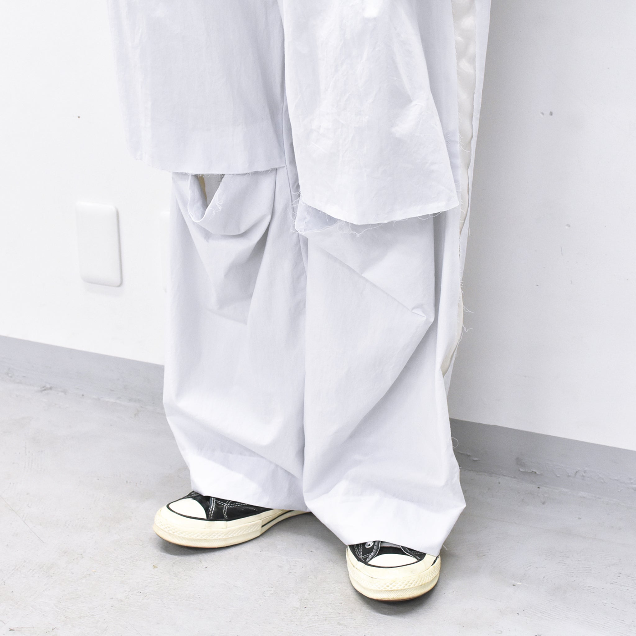 THE JEAN PIERRE / 3Tuck Easy Trouser - STONE WHT