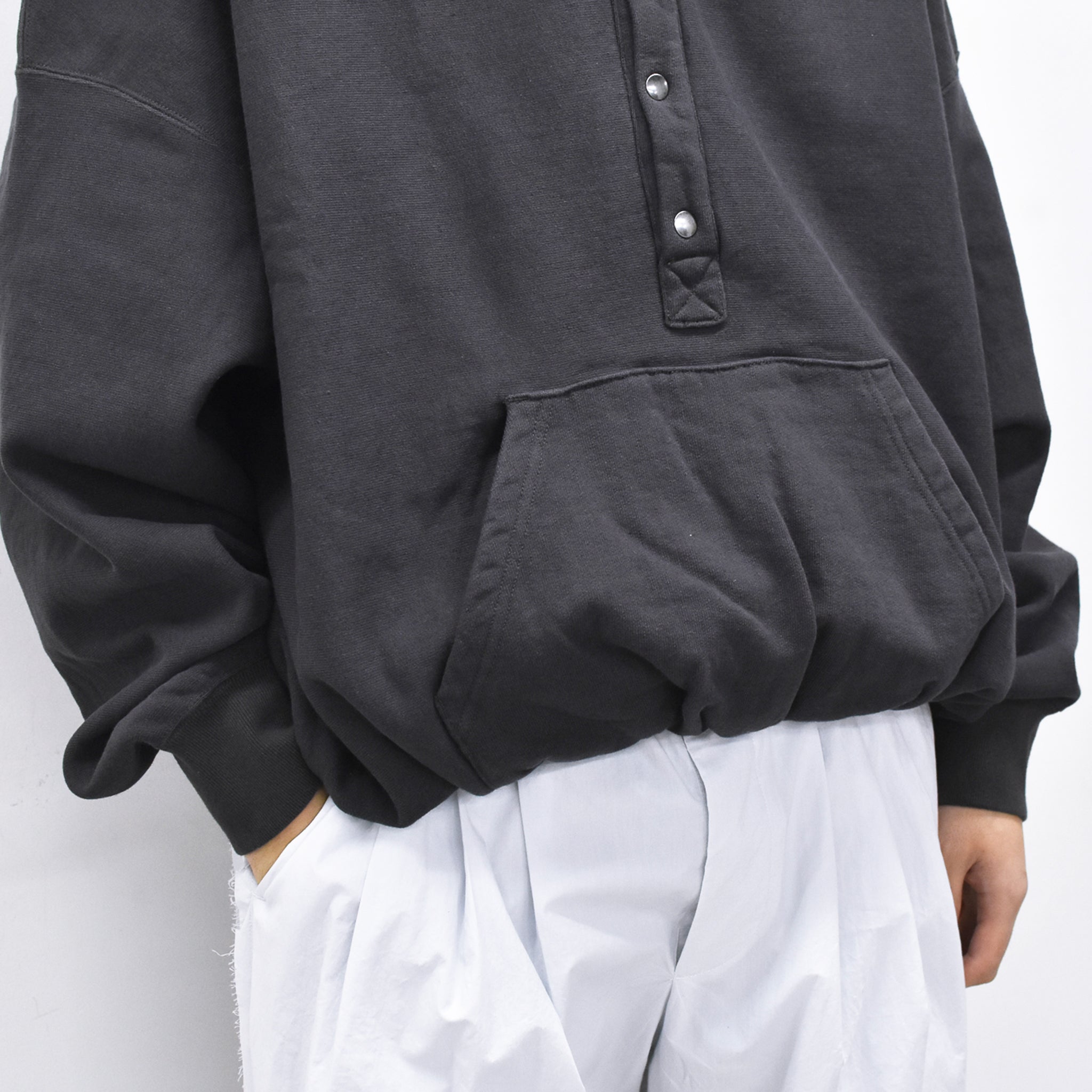 THE JEAN PIERRE / 11XL Sweat Shirt - FADE BLK