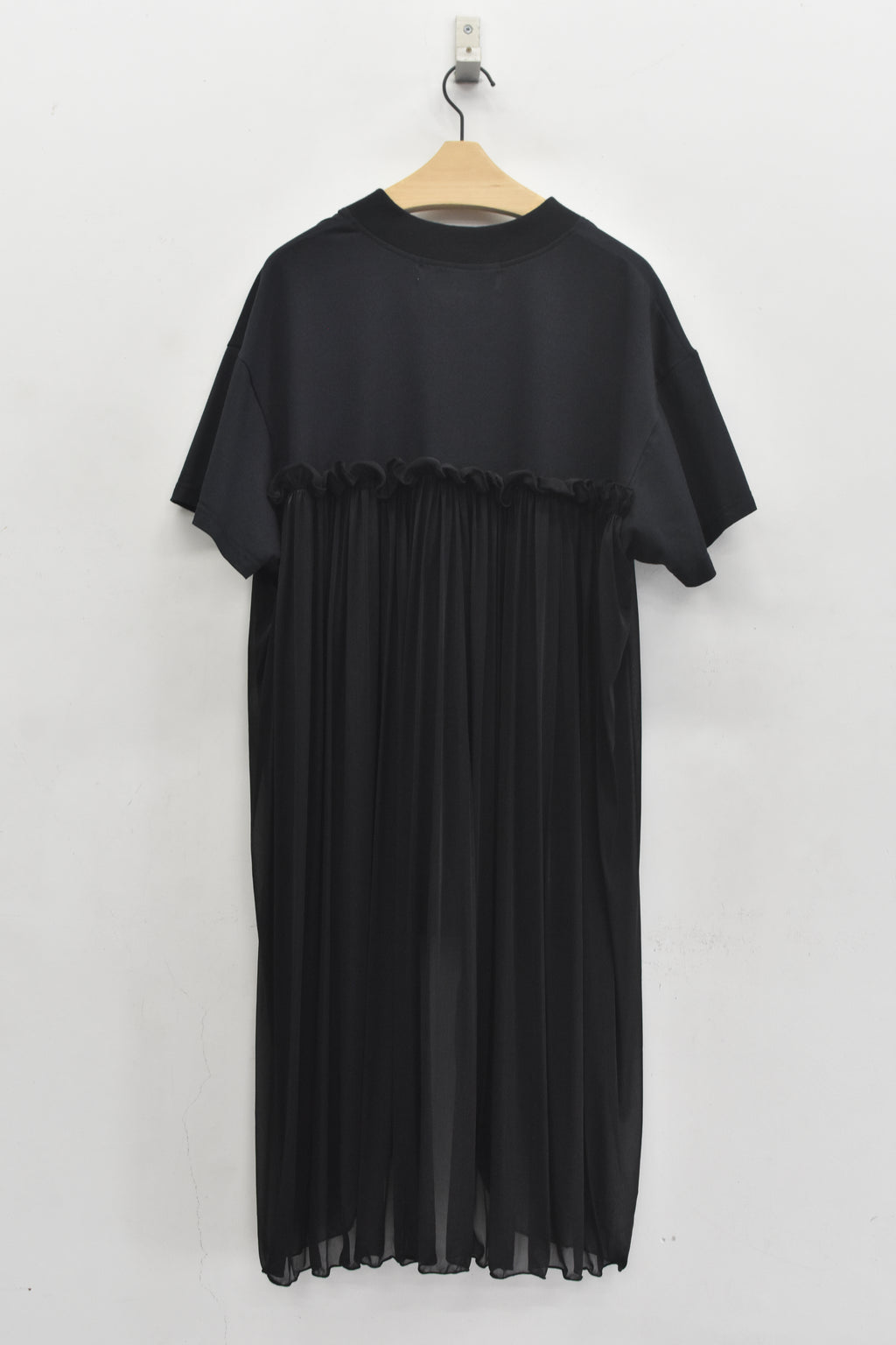 先行予約 BEDSIDEDRAMA / COZY UNIFORM DRESS TEE