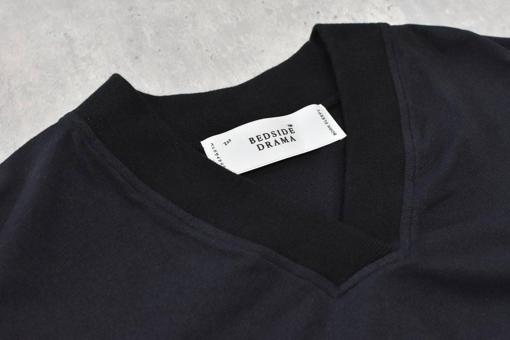 先行予約 BEDSIDEDRAMA / COZY UNIFORM DRESS TEE