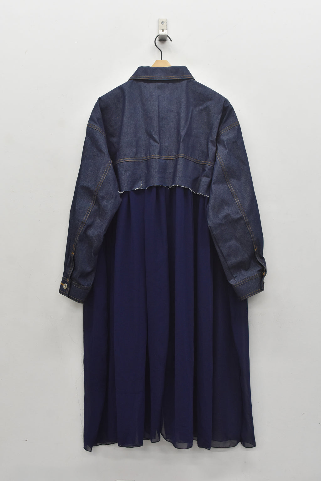 先行予約 BEDSIDEDRAMA / RAW-EDGE DENIM COAT