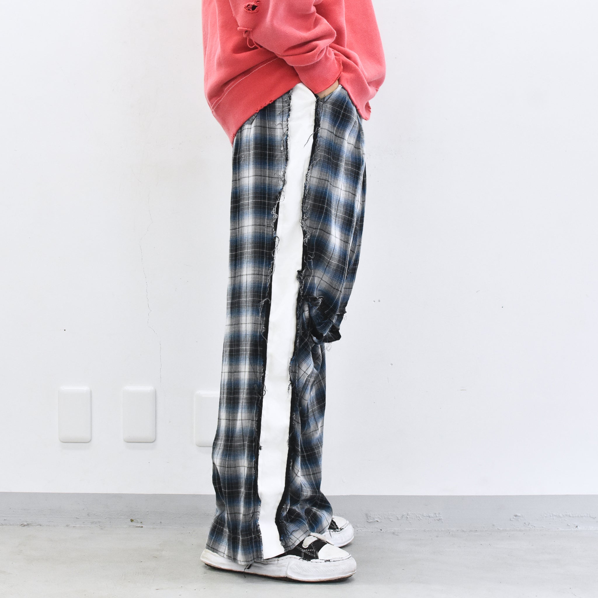 THE JEAN PIERRE / 3Tuck Easy Plaid Trouser - BLUE