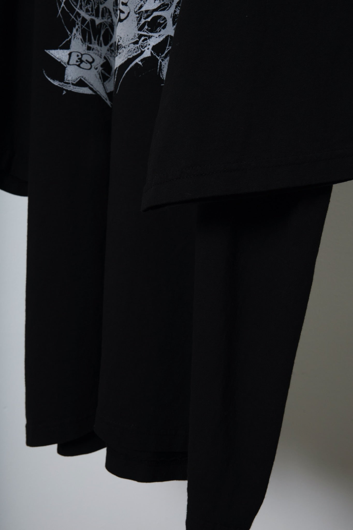 BODYSONG. / 先行予約 TEE/REFLECTOR/STAR - BLACK