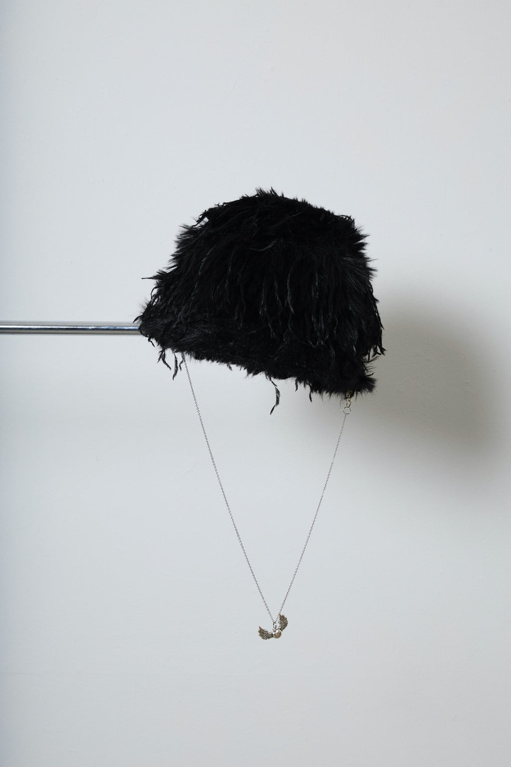 BODYSONG. / WIG-LIKE HAT - BLACK