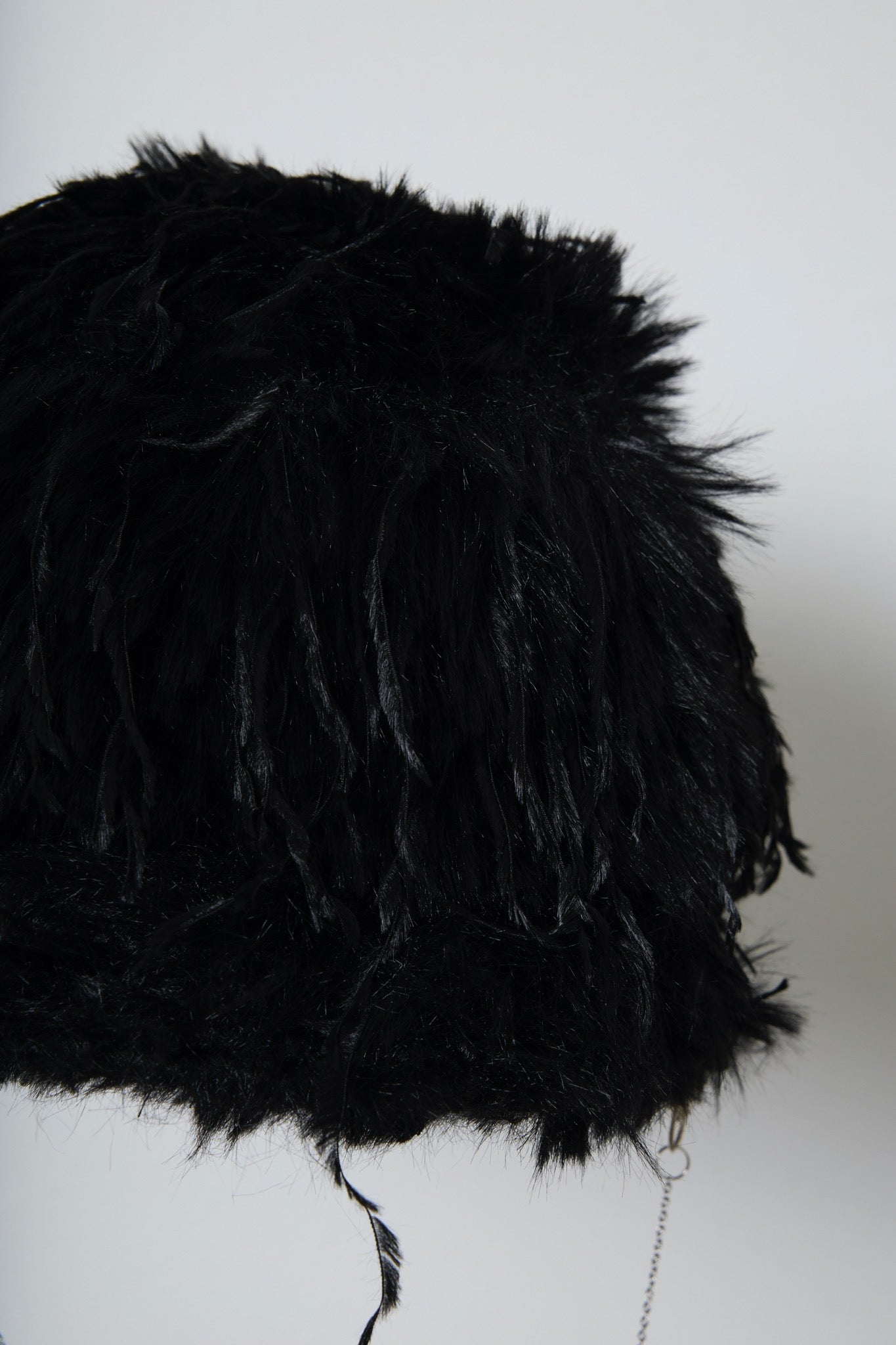 BODYSONG. / WIG-LIKE HAT - BLACK