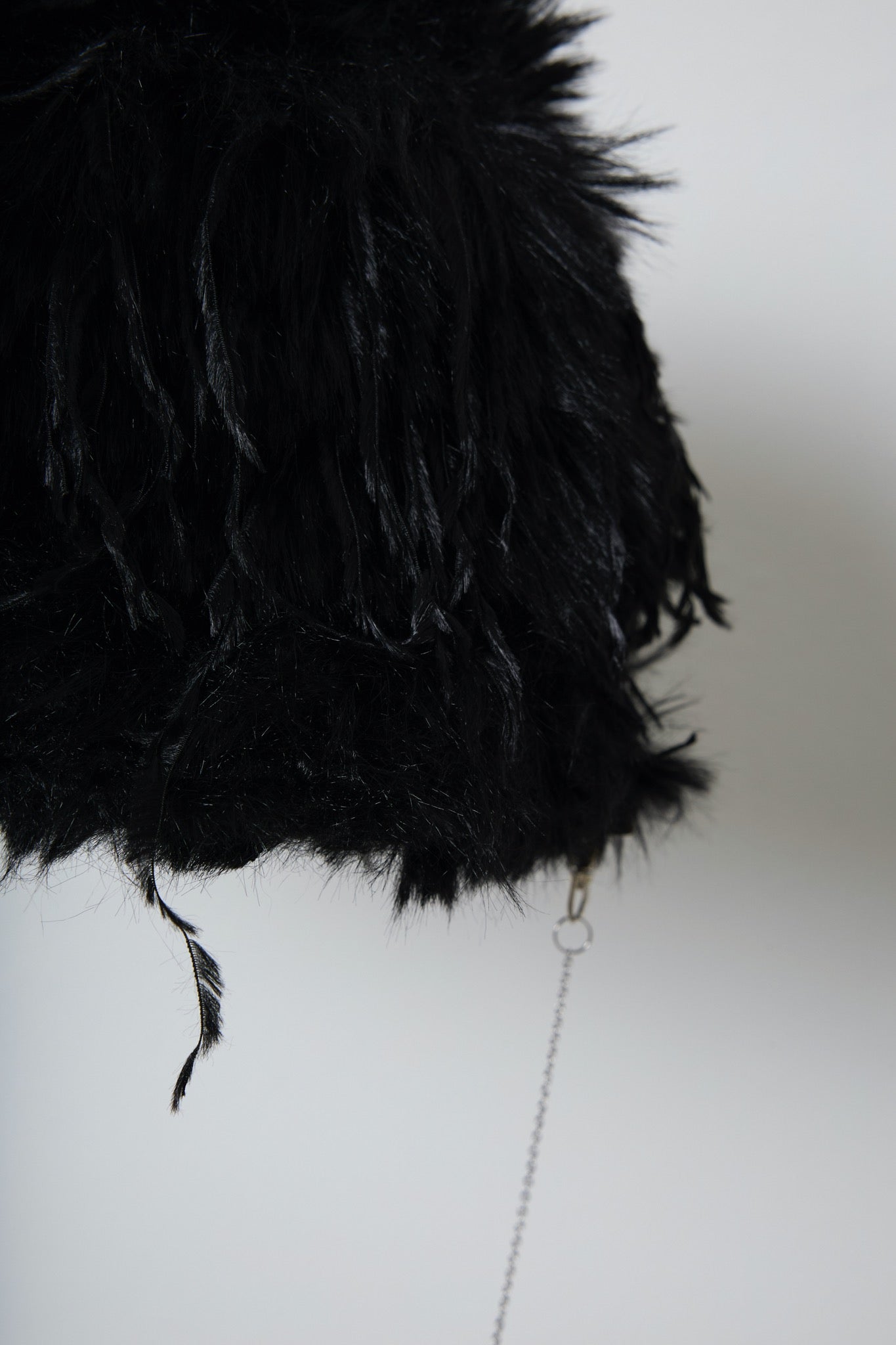 BODYSONG. / WIG-LIKE HAT - BLACK