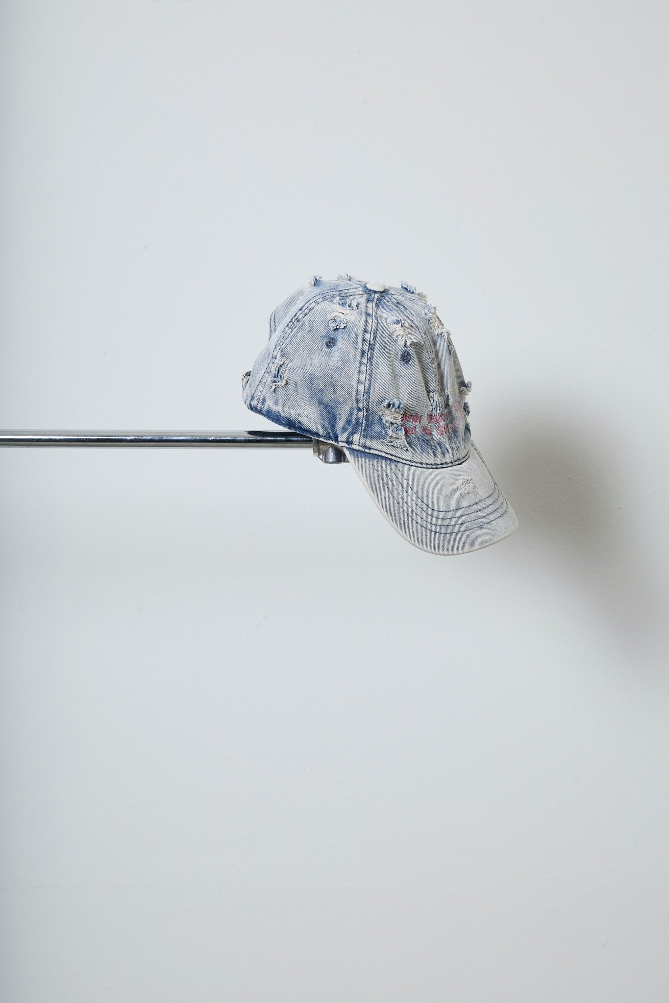 BODYSONG. / 先行予約 DAMAGED DENIM CAP THEME - BLUE
