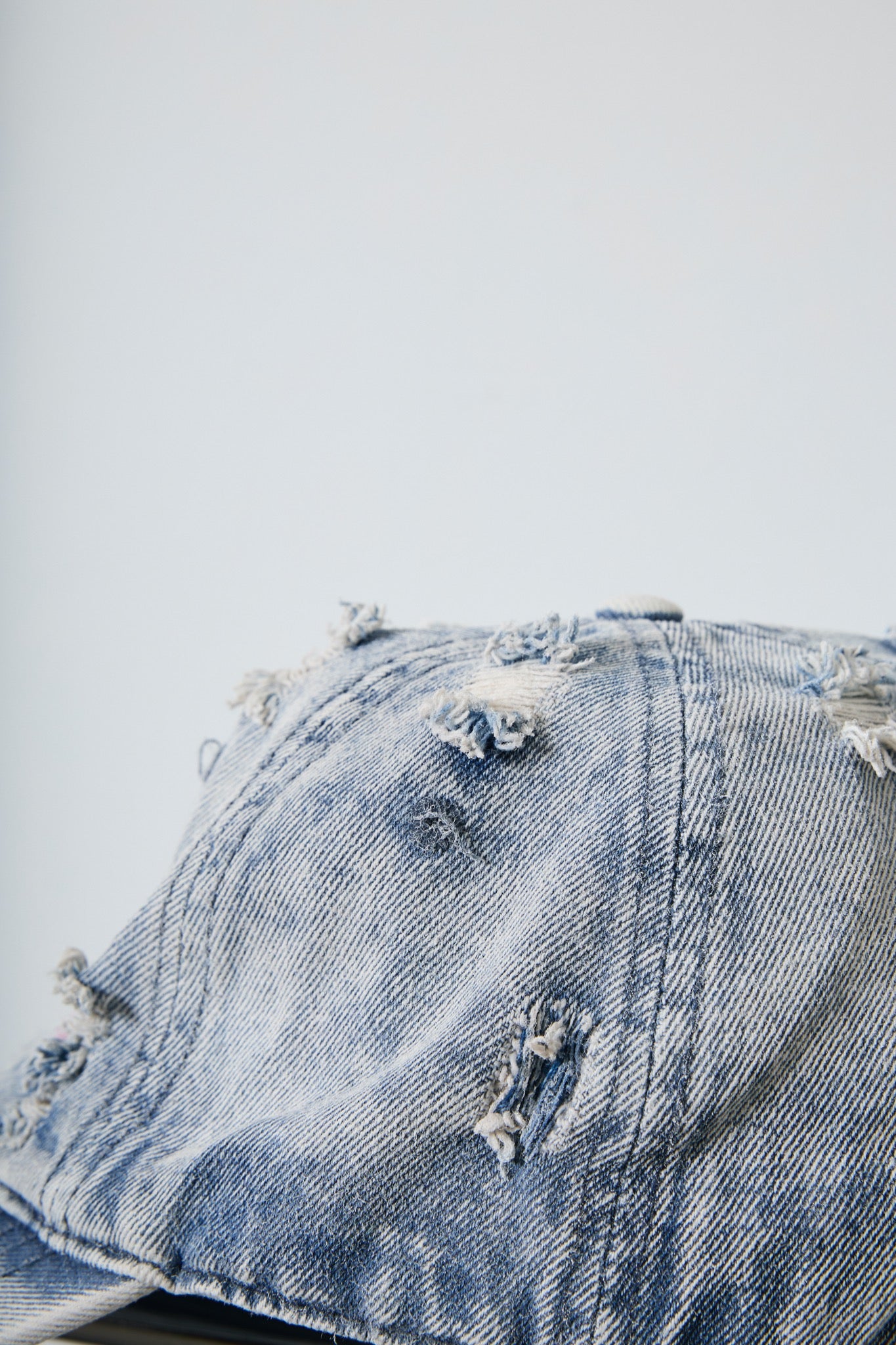 BODYSONG. / 先行予約 DAMAGED DENIM CAP THEME - BLUE