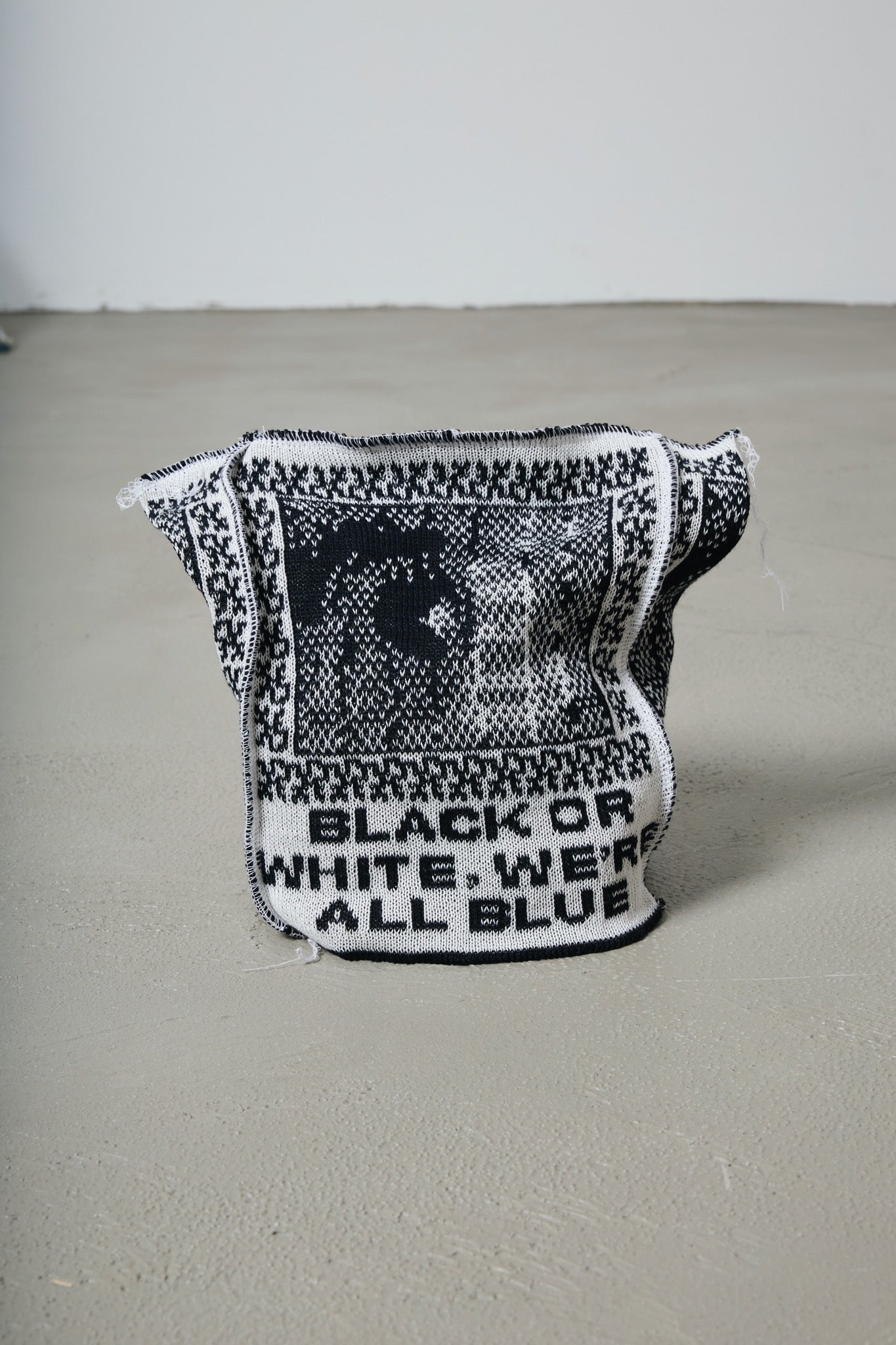 BODYSONG. / KNIT HAT CHARACTERS COLLECTION - WHITE EYE